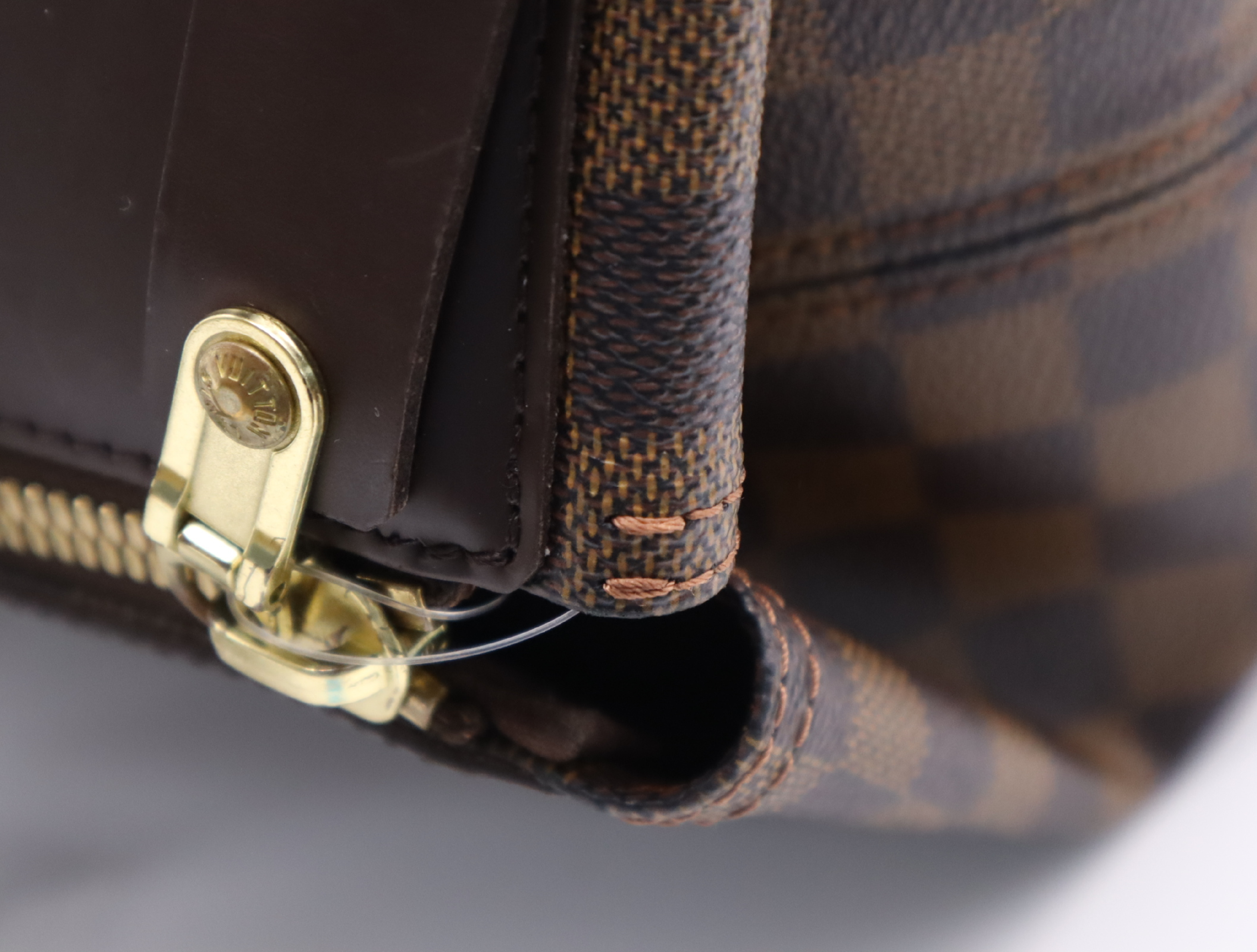 N41165 Damier Greenwich PM Handbag — view 11