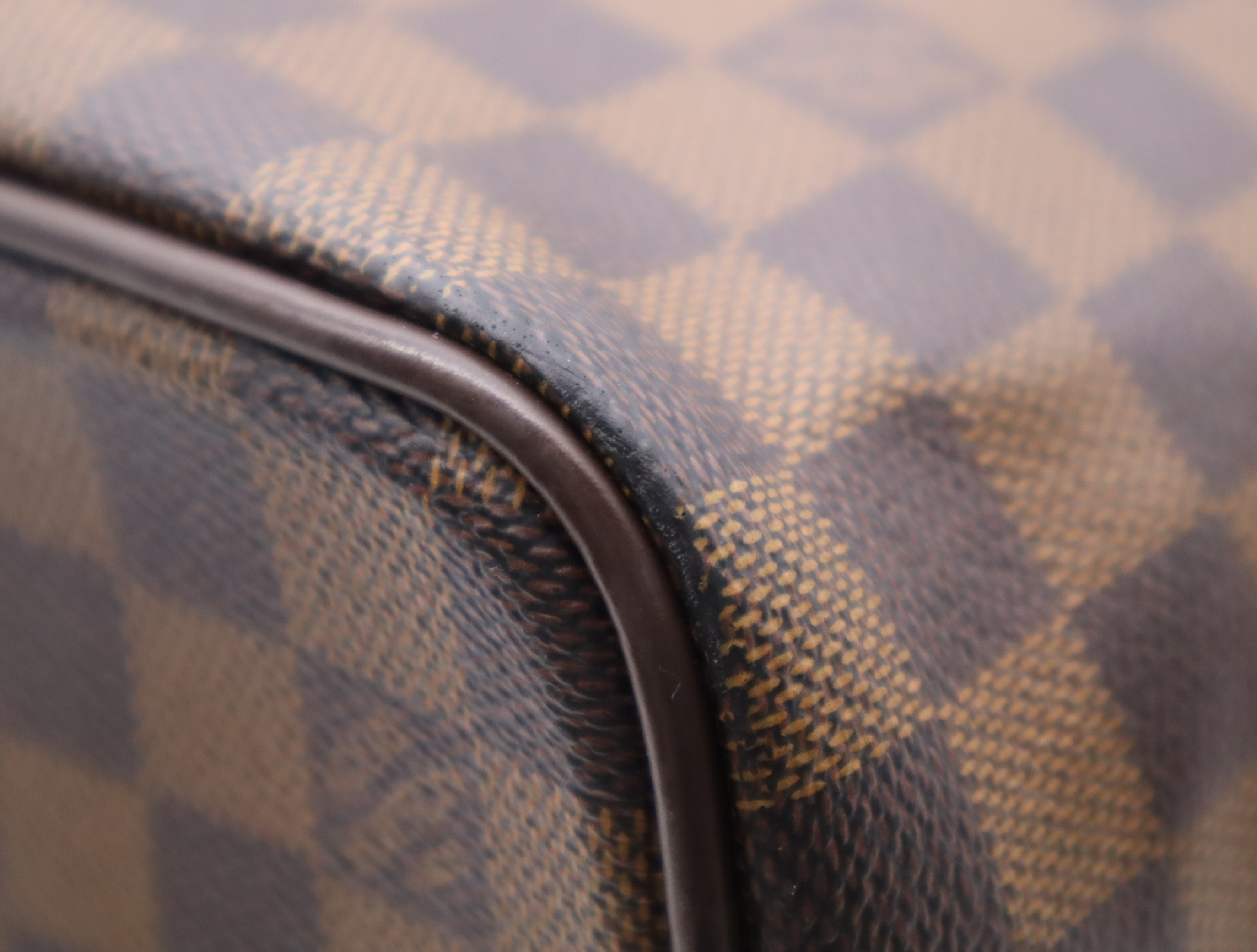 N41165 Damier Greenwich PM Handbag — view 7