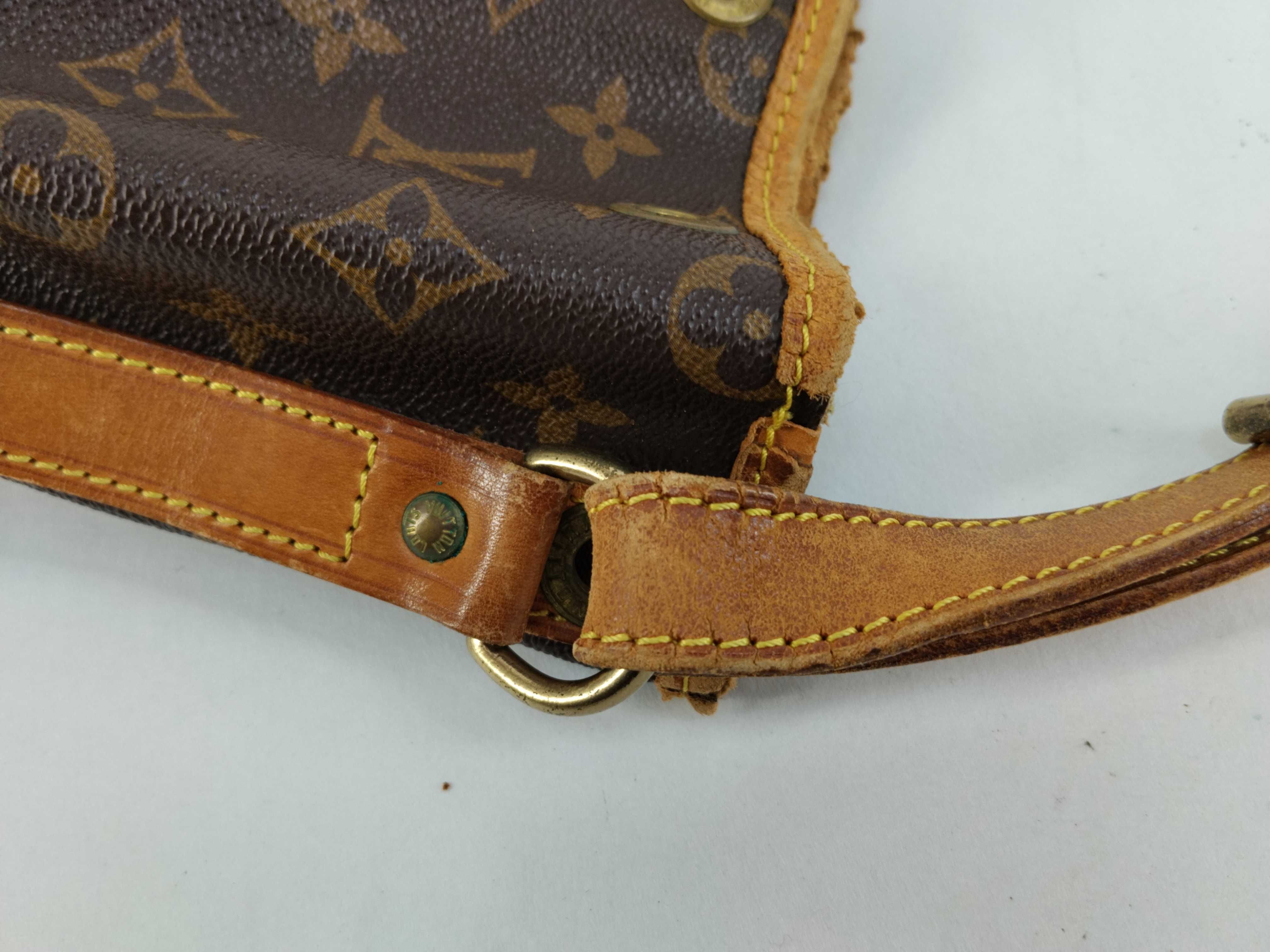 Monogram Louis Vuitton Monogram Empreinte Shoulder Bag Artsy MM Aurore M94047 Shoulder Bag — view 5