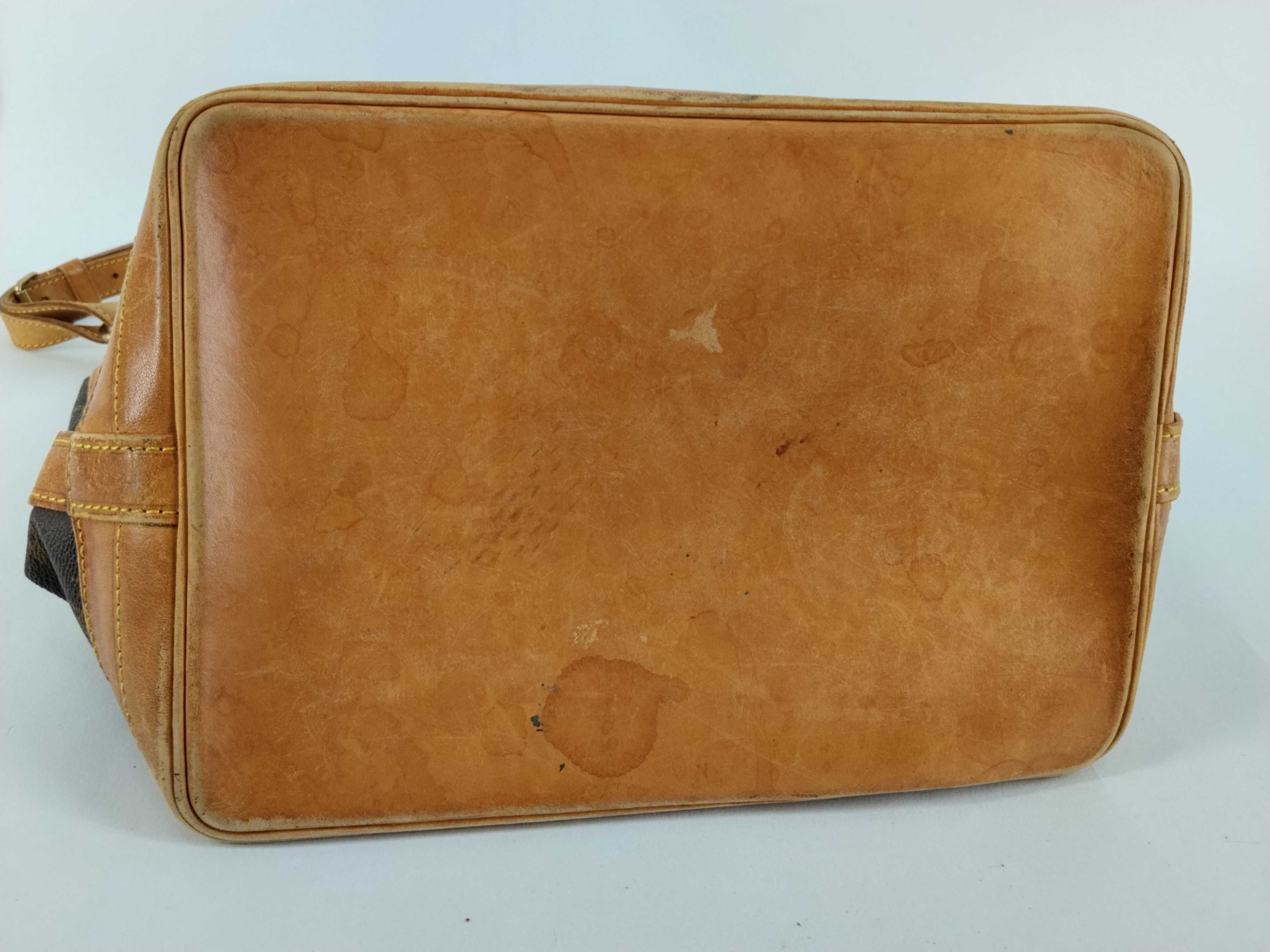 Monogram Louis Vuitton Monogram Empreinte Shoulder Bag Artsy MM Aurore M94047 Shoulder Bag — view 9