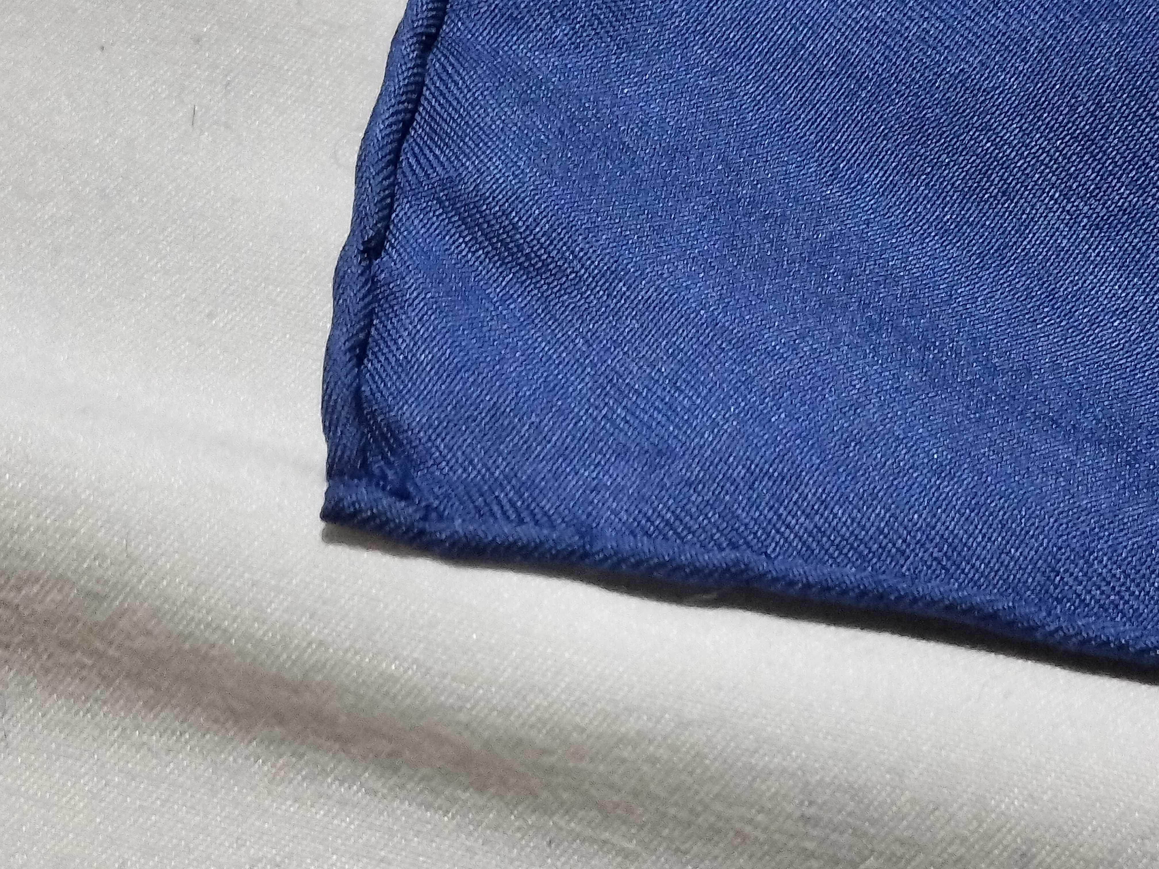 Carre Saber-shaped pouch and other accessories — view 10