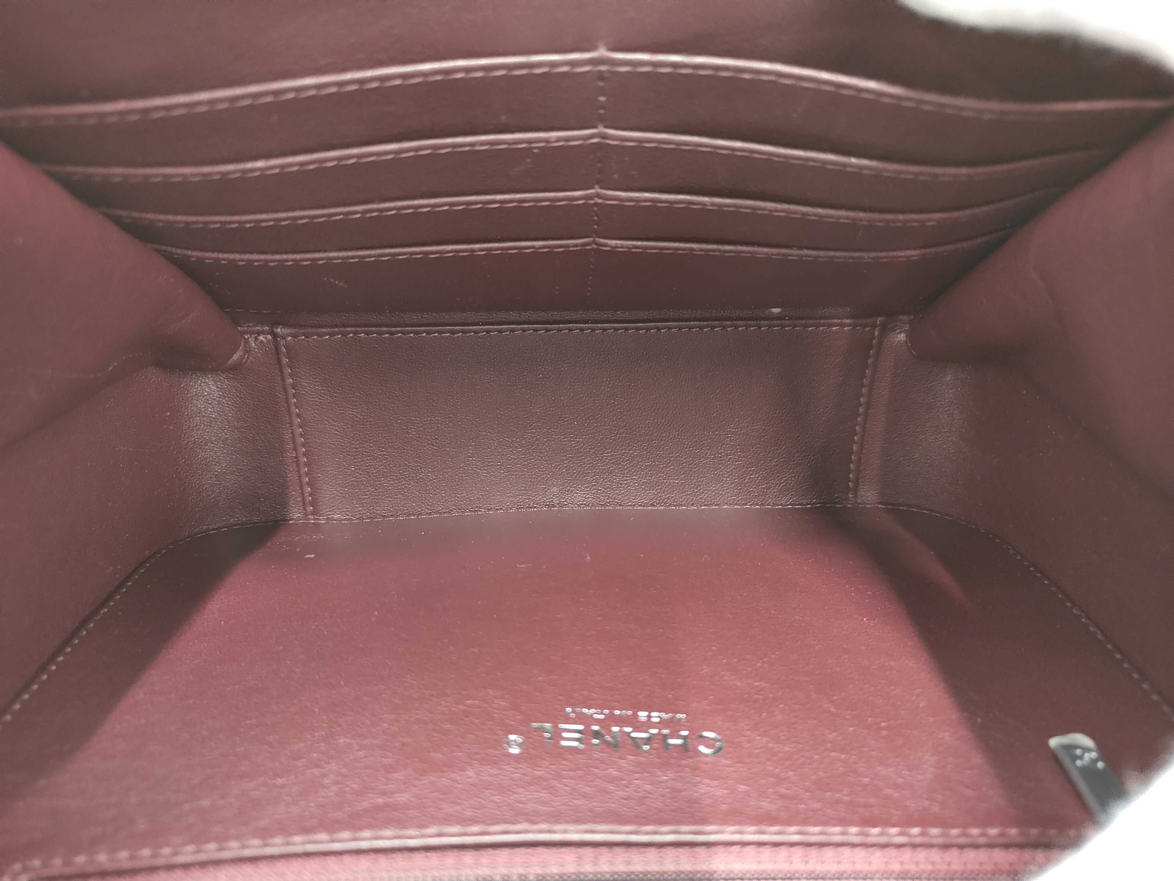 CC Filigree Caviar Skin 2-Way Shoulder Bag — view 9