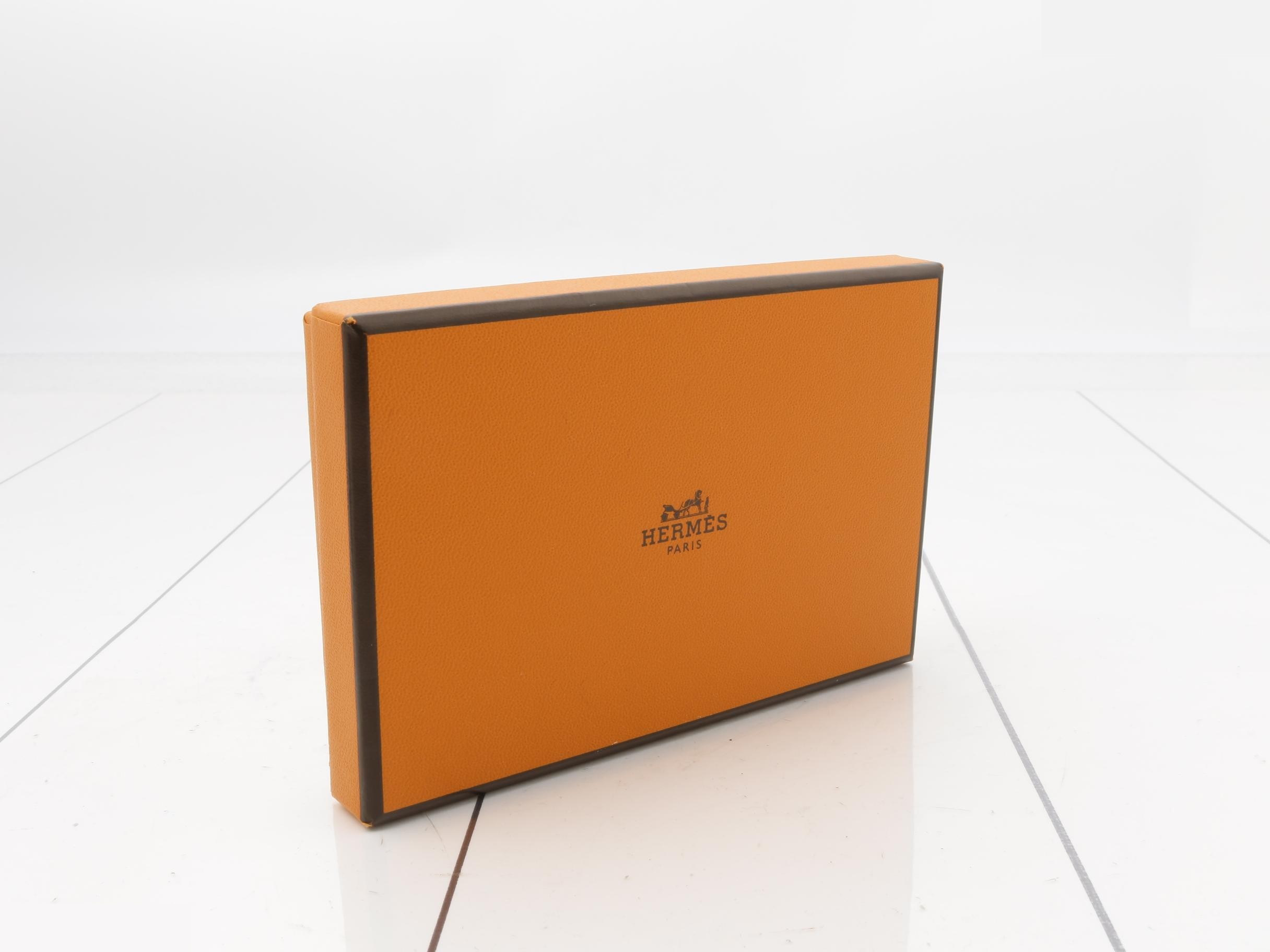 Charm Orange — view 4