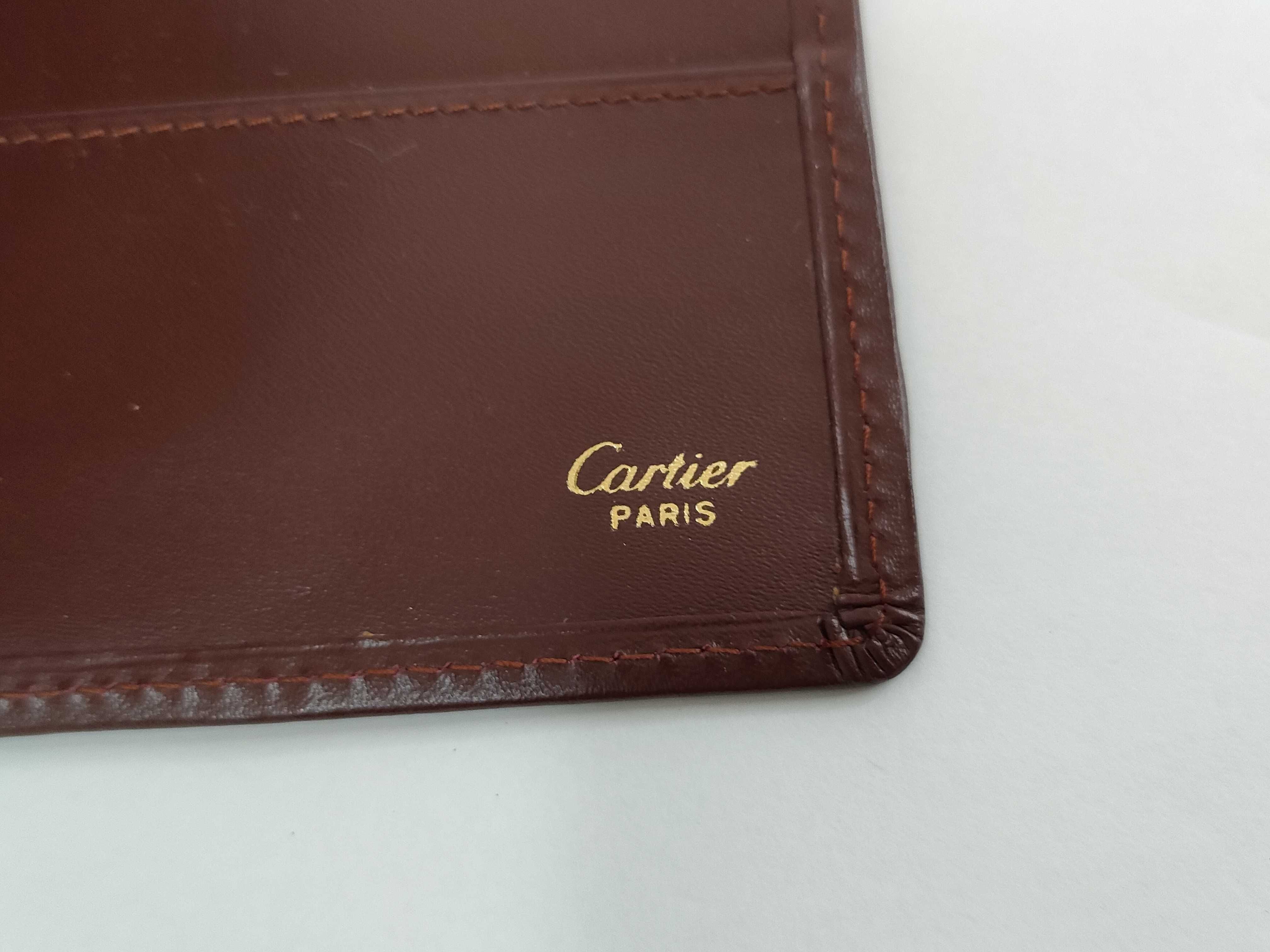Must line wallet — view 8