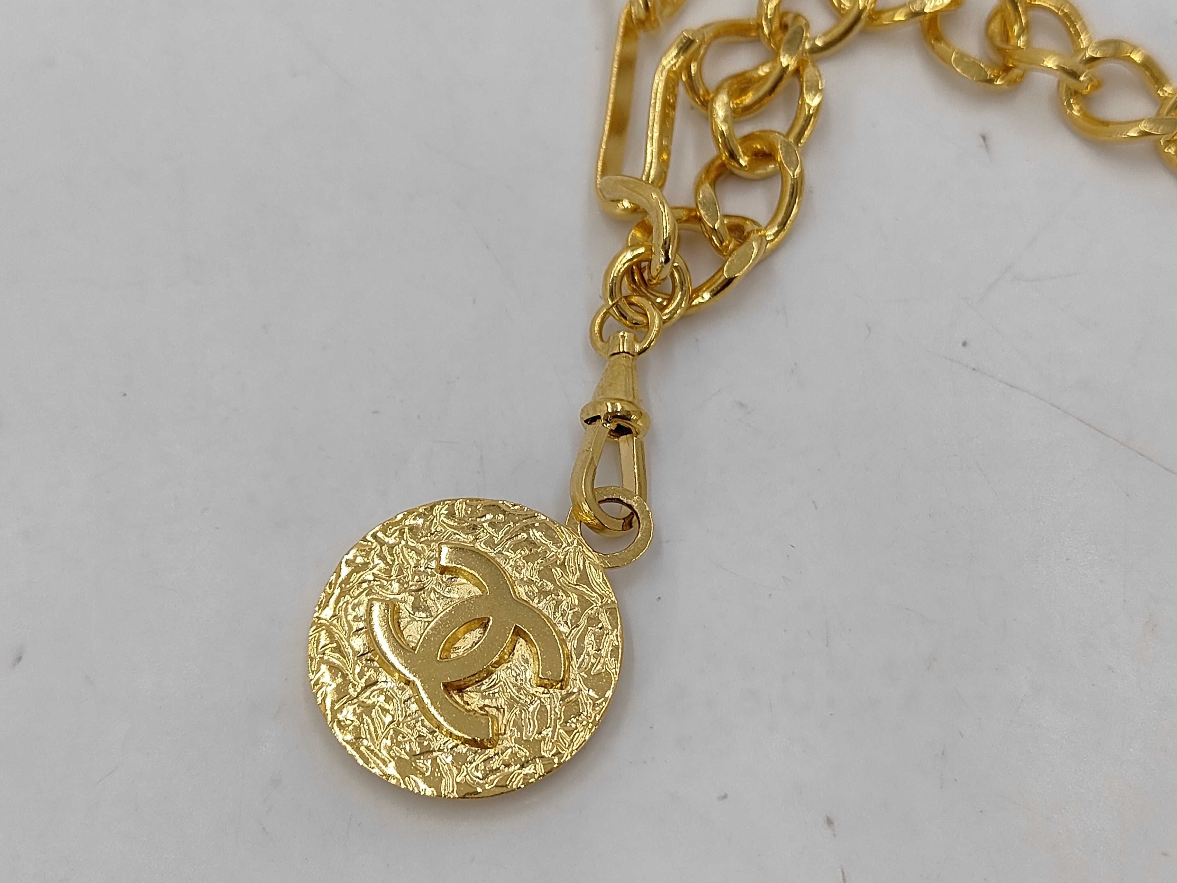 Coco Mark Chain Belt, GP (Gold Plated) with Engraving — view 2