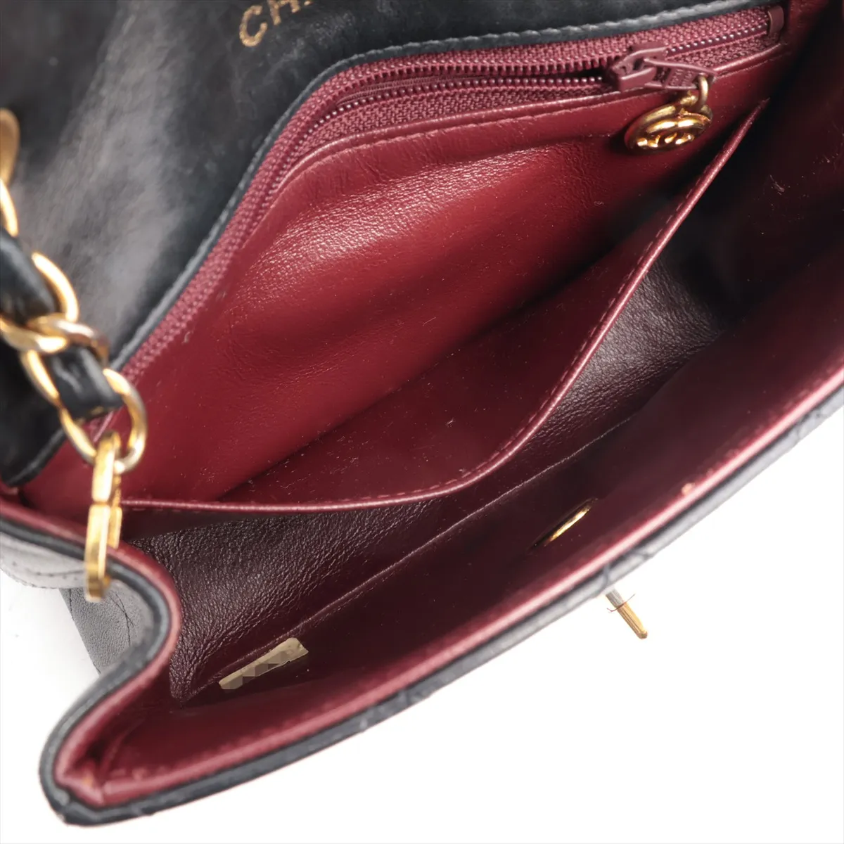 Mini Matelasse 17 Lambskin Single Flap Single Chain Bag Black Gold Hardware 2055851 2nd Series A01115 — view 7