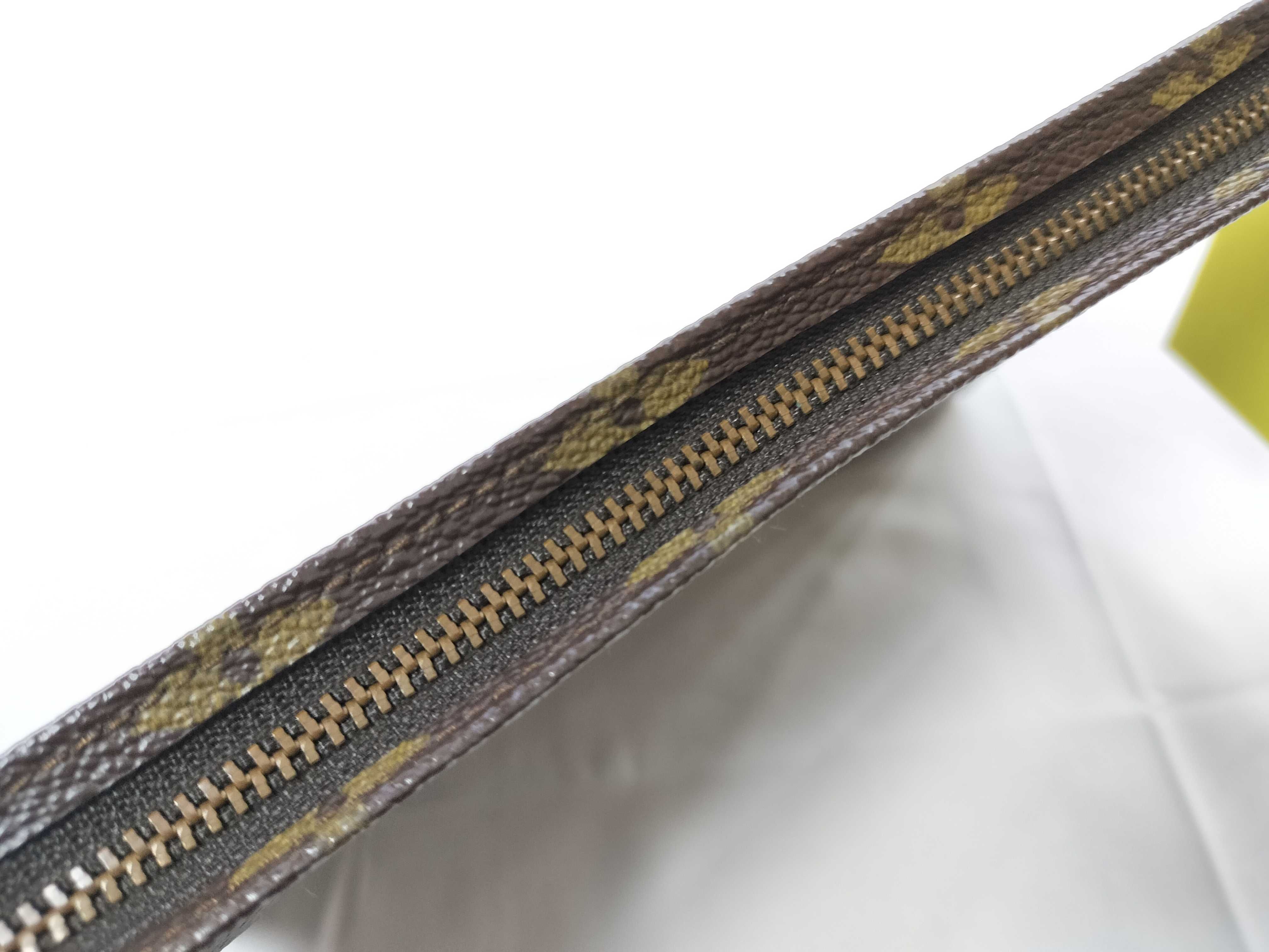 Monogram M47542 Pochette Toilette 26 (Old Model) Second Bag — view 3