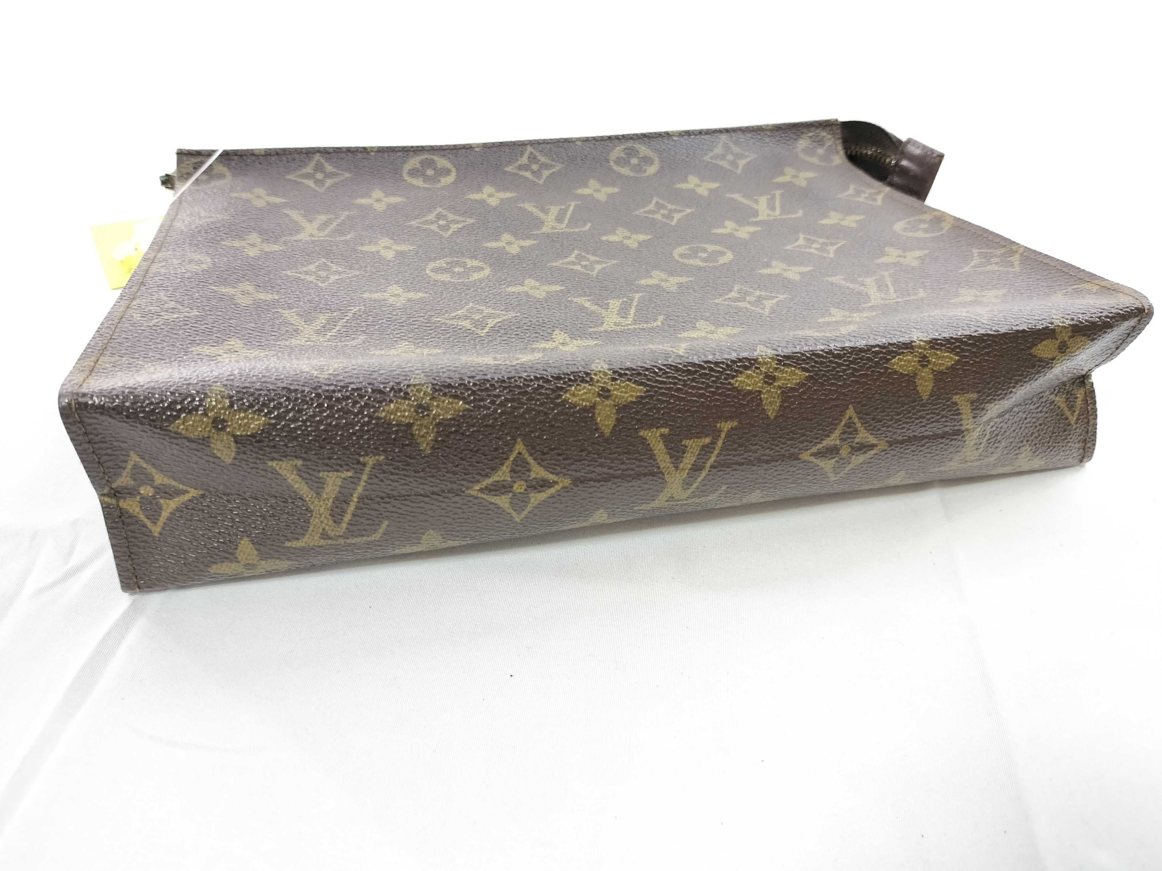 Monogram M47542 Pochette Toilette 26 (Old Model) Second Bag — view 6