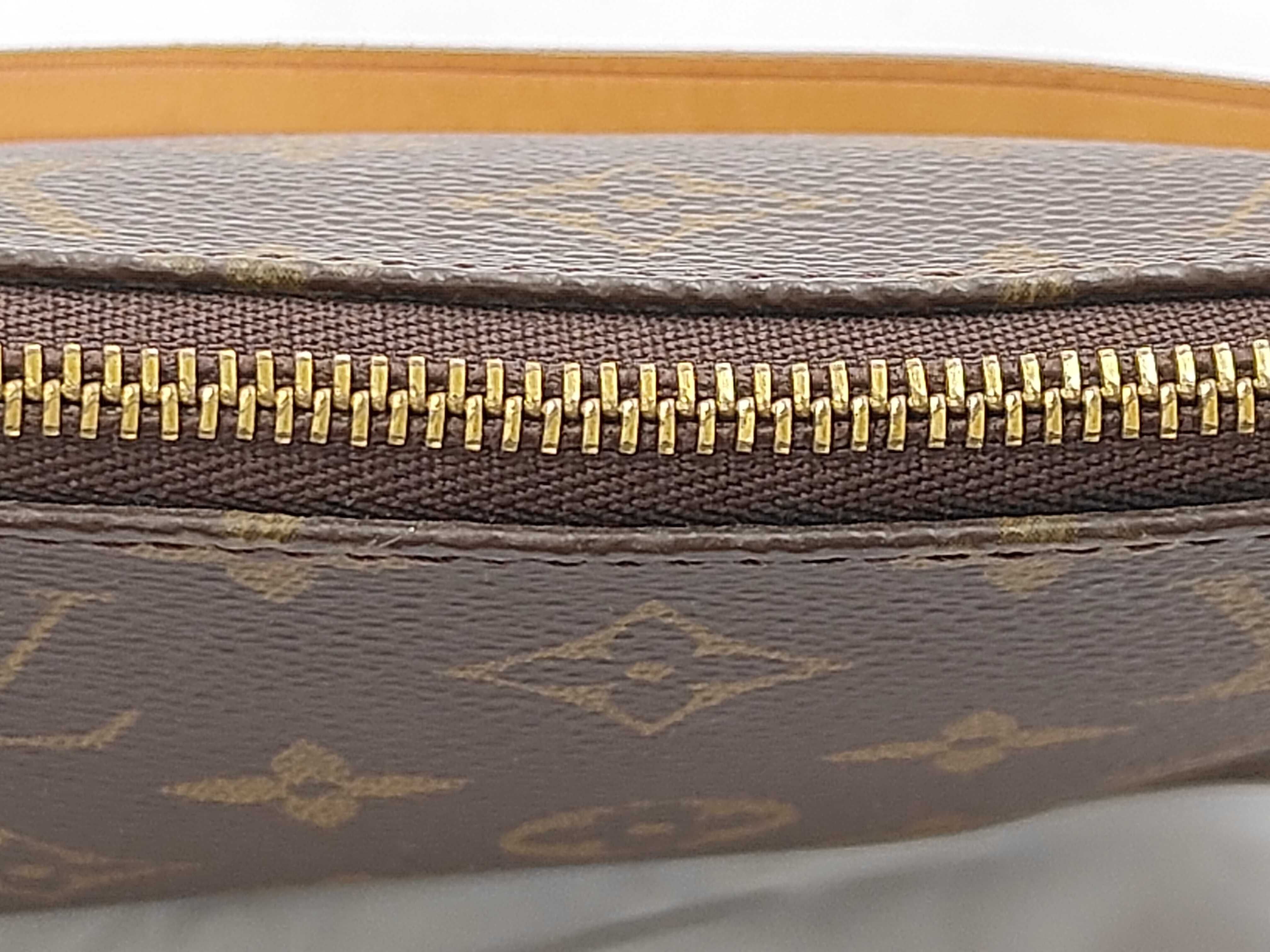 Monogram M51980 Pochette Accessoires Handbag — view 5