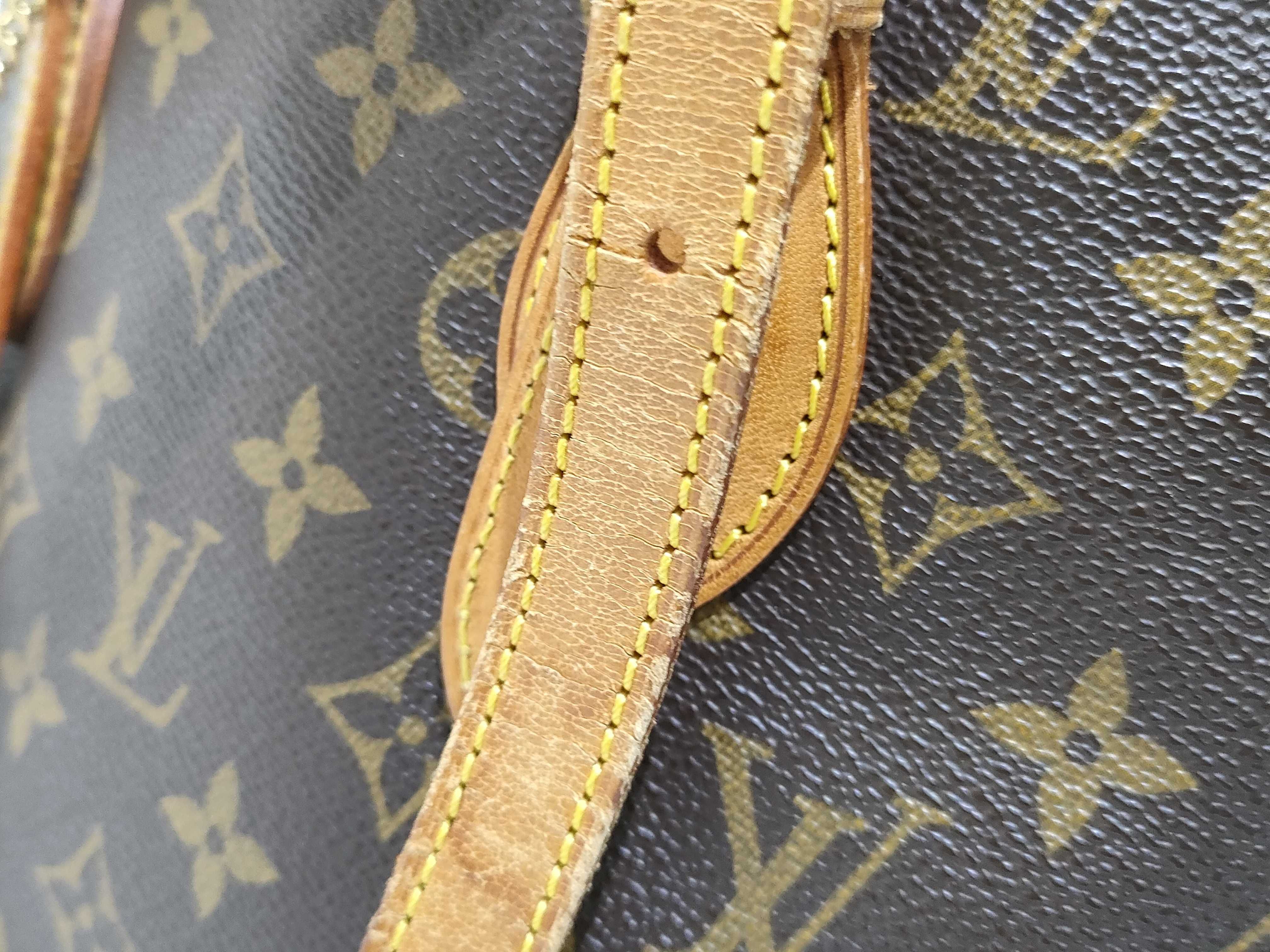 Monogram Bucket PM M42238 Handbag Tote Bag — view 13