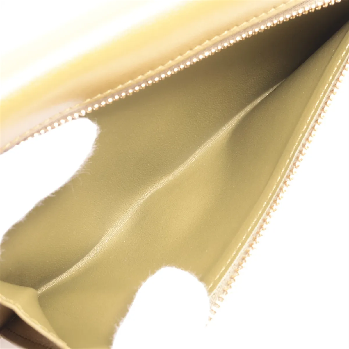 Pebble Continental Wallet Leather Long Wallet Green — view 9