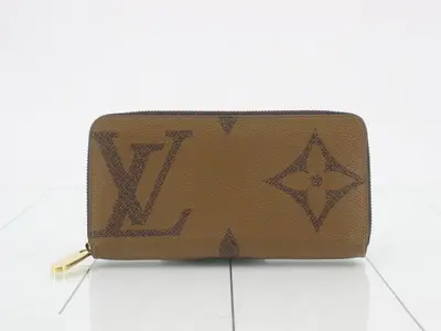 Monogram Giant/Reverse Zippy Wallet with IC Chip
