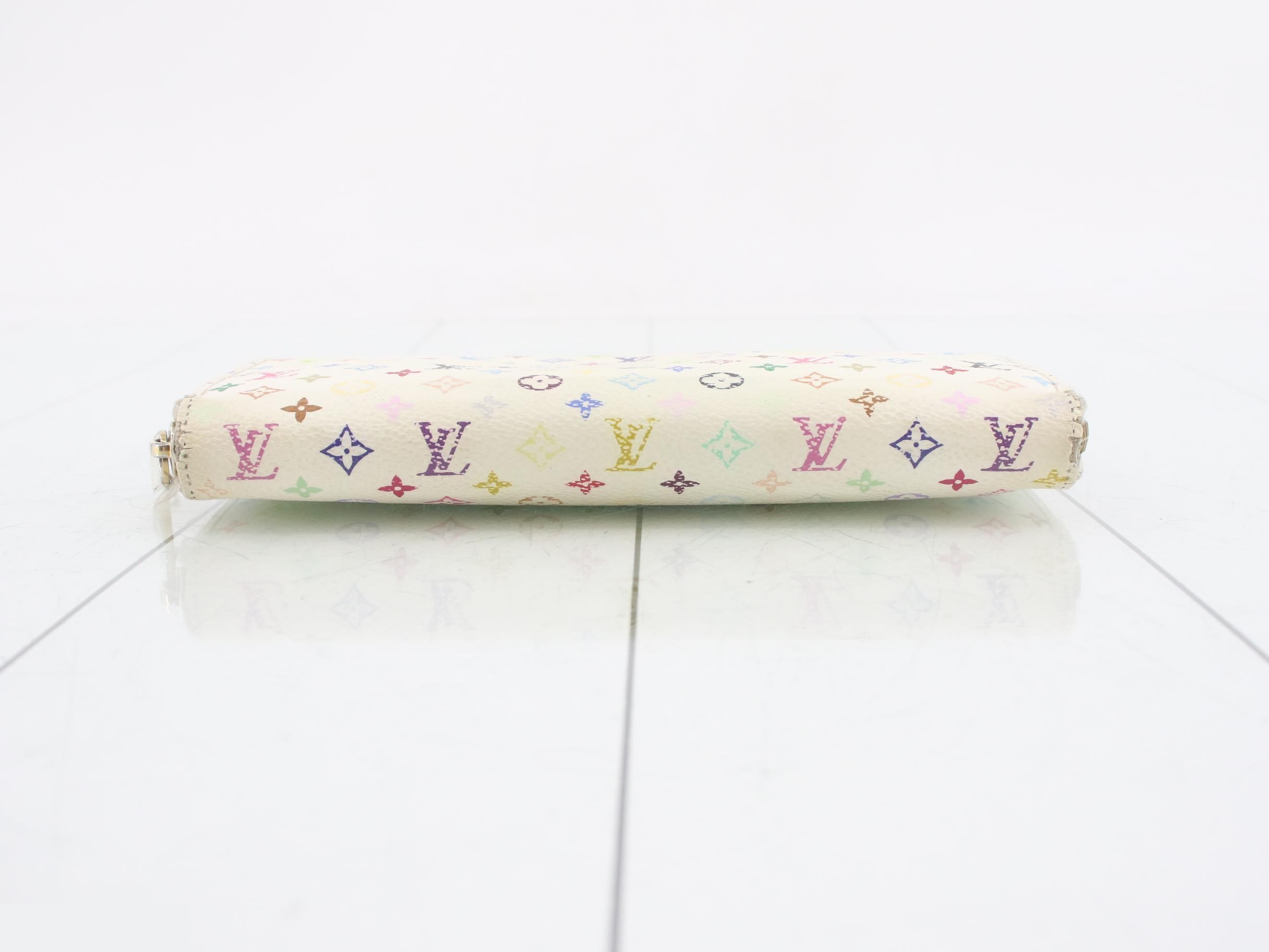 Multicolor Zippy Wallet Rich Long Wallet — view 3