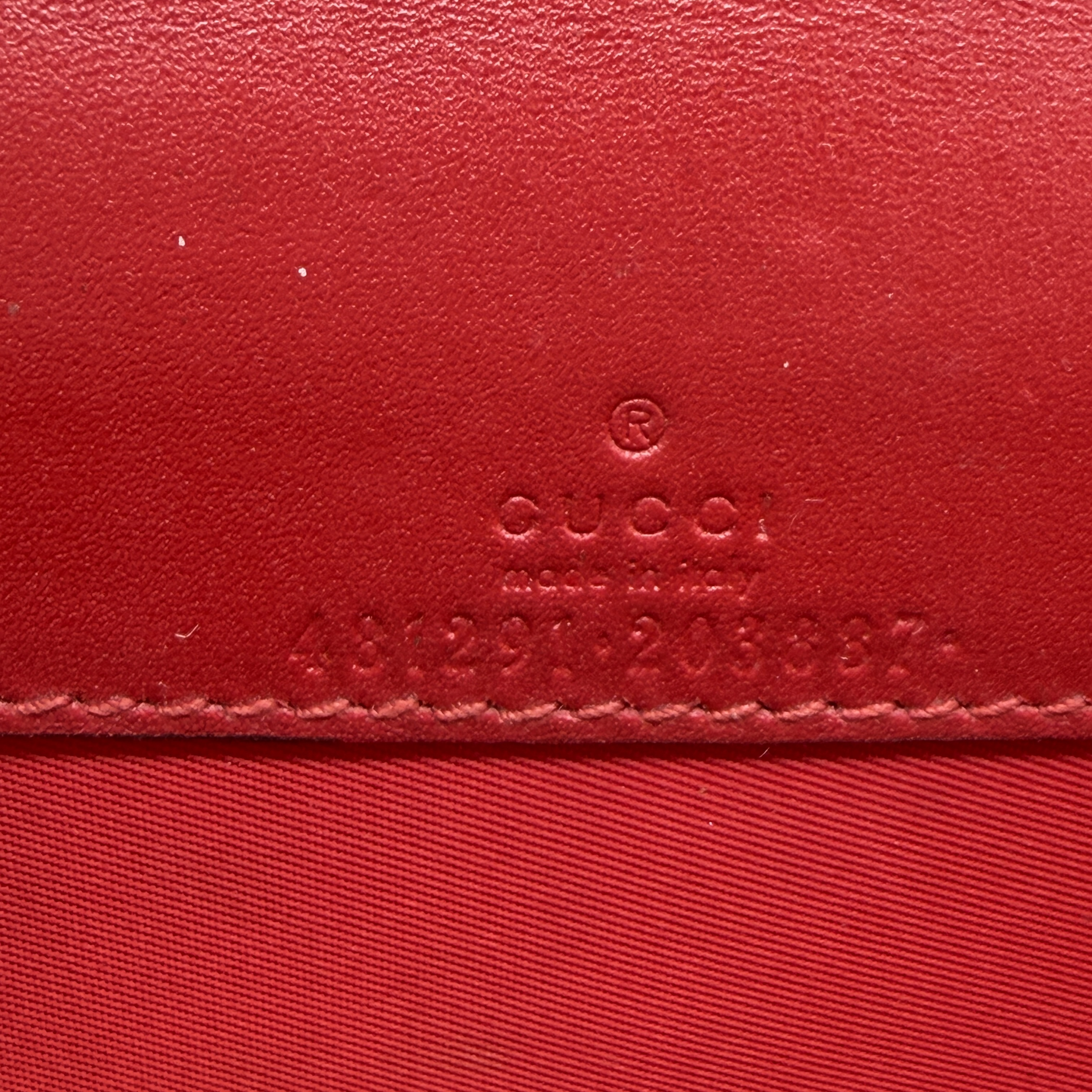 GG Supreme Cherry Crystal Chain Shoulder Bag Mini Bag Cherry Shoulder Bag — view 9