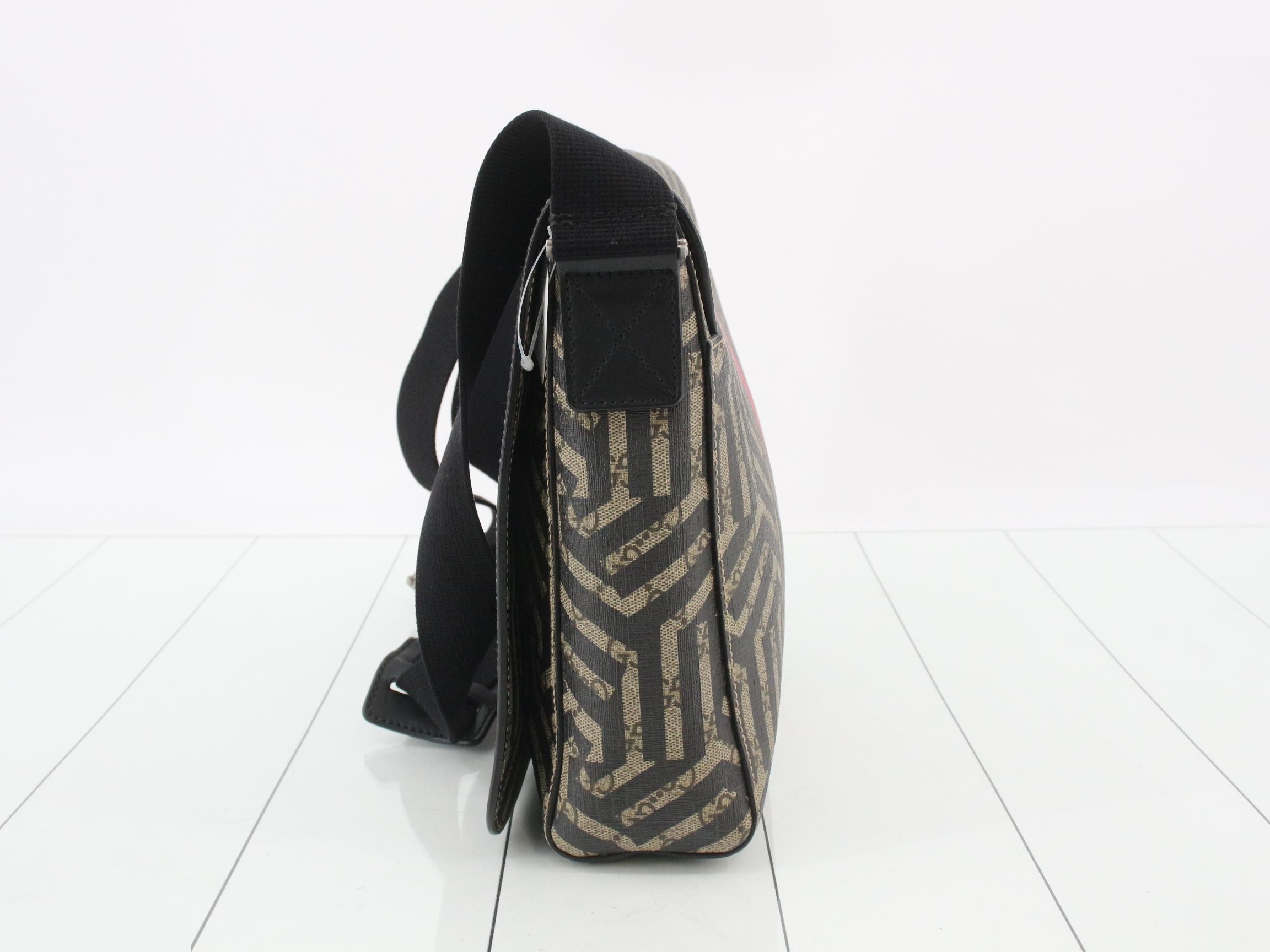 shoulder bag — view 3