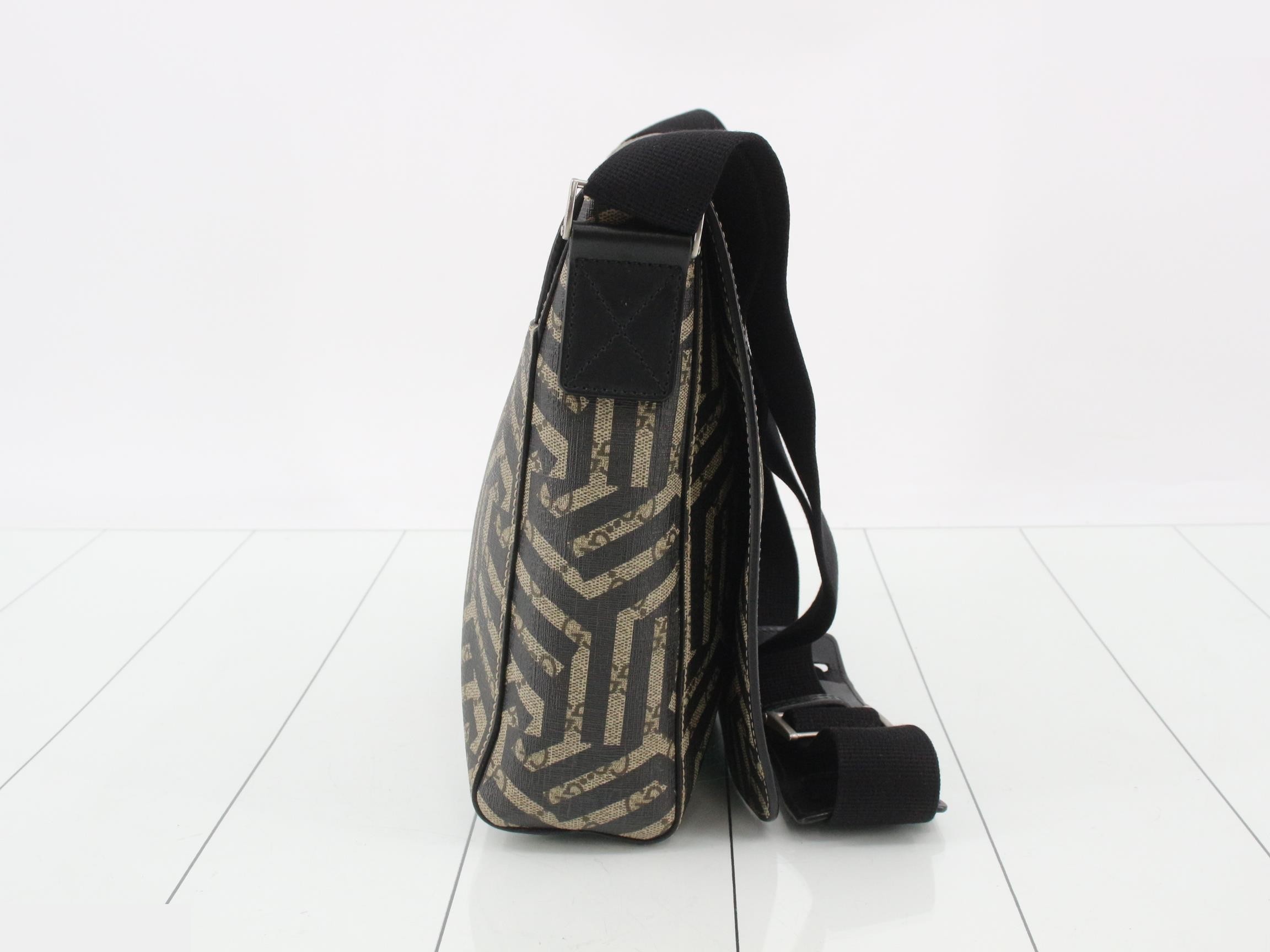shoulder bag — view 4