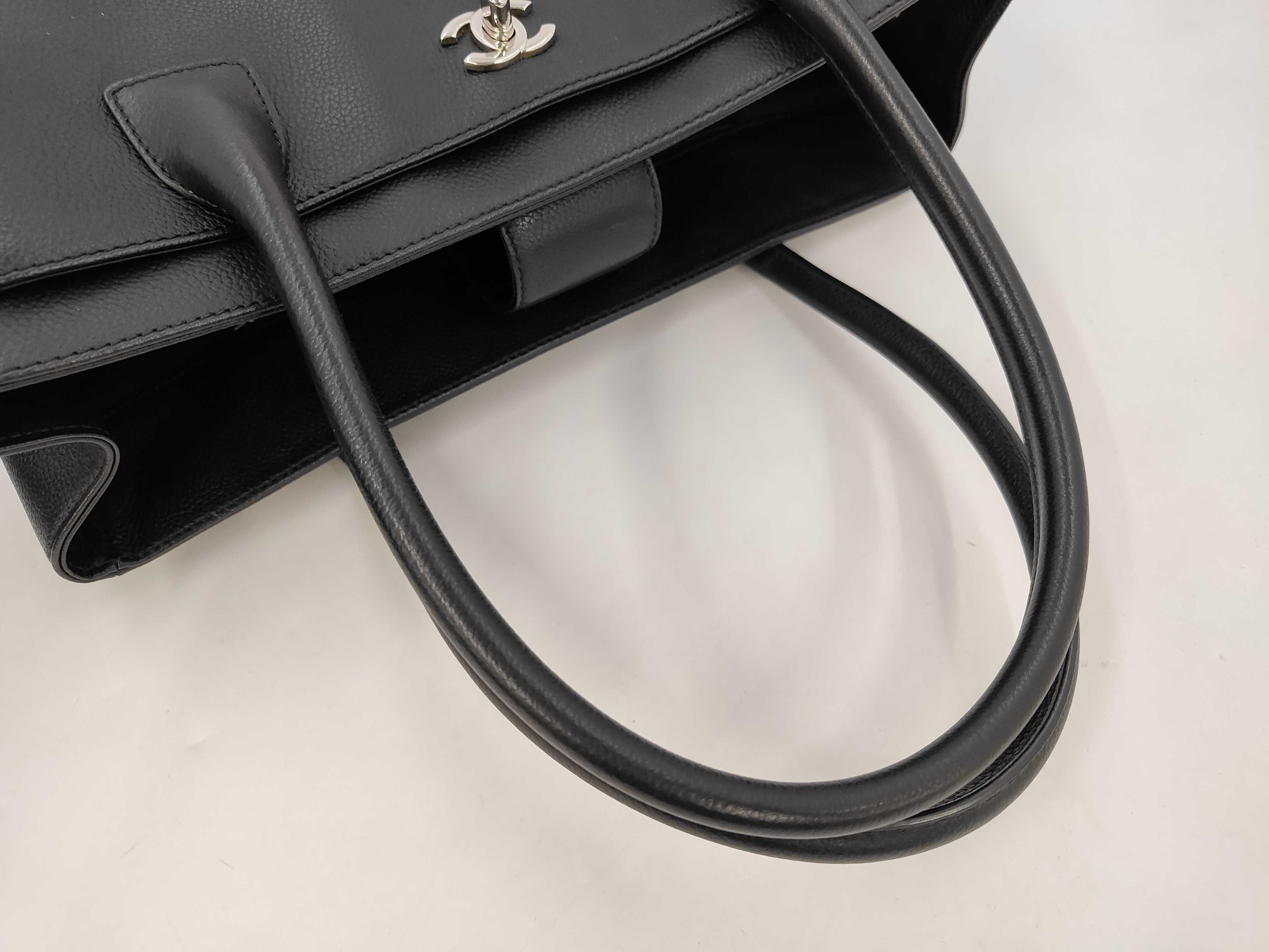 Executive Tote Soft Caviar Leather Handbag — view 5