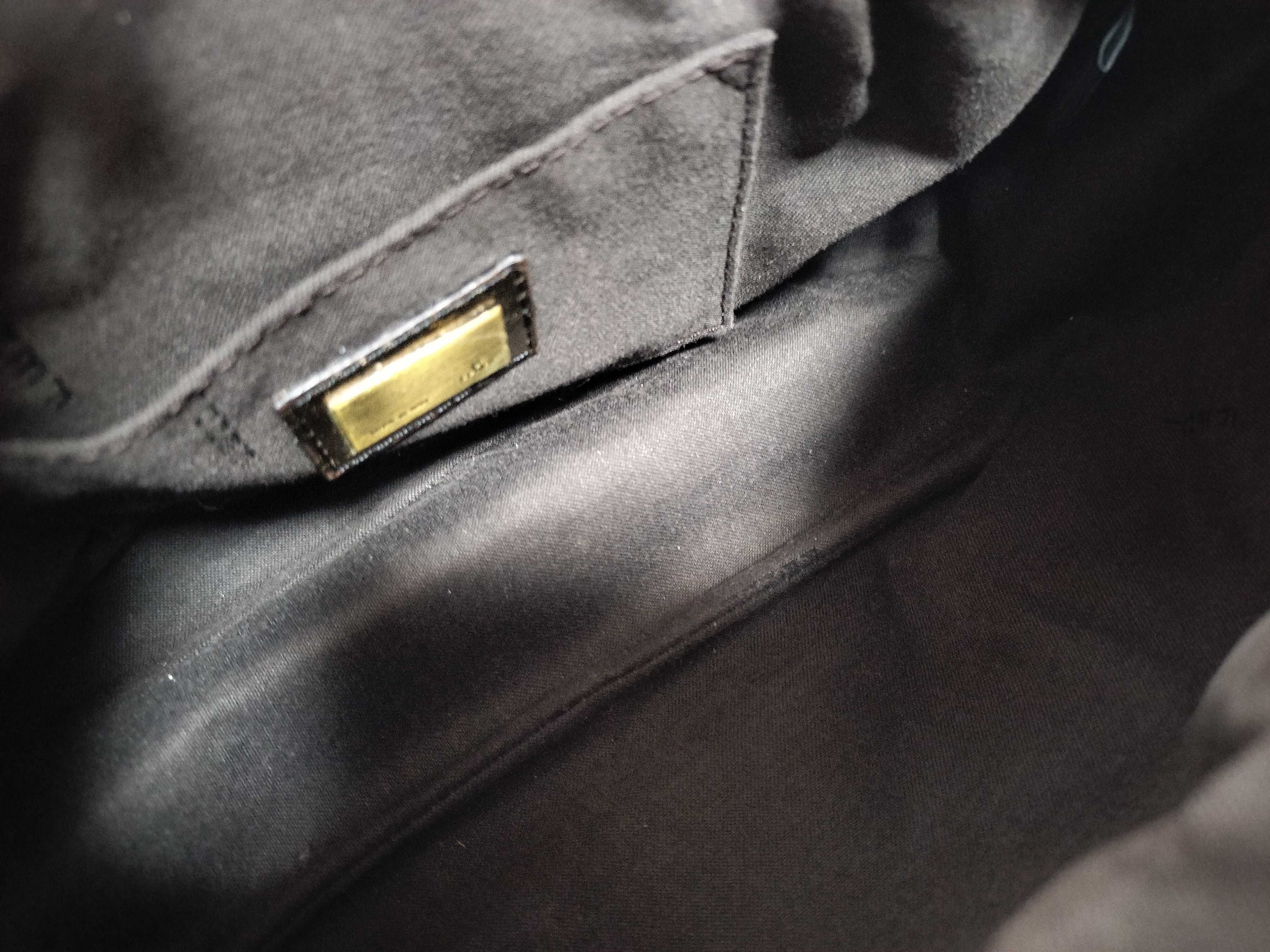 One-Shoulder Bag (Shoulder Bag) — view 13