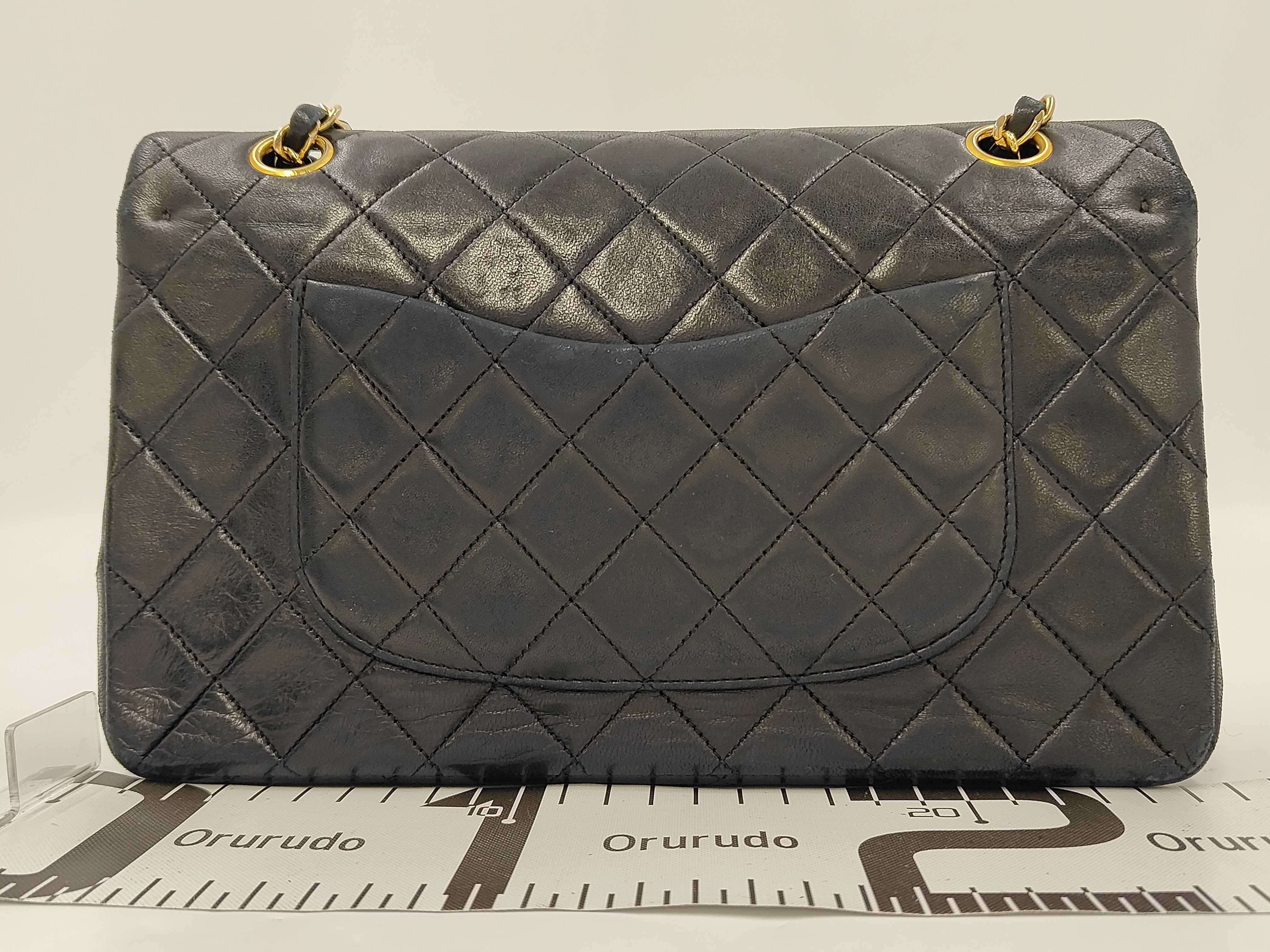 bag, Chanel Matelassé 25 lambskin double flap shoulder bag — view 2