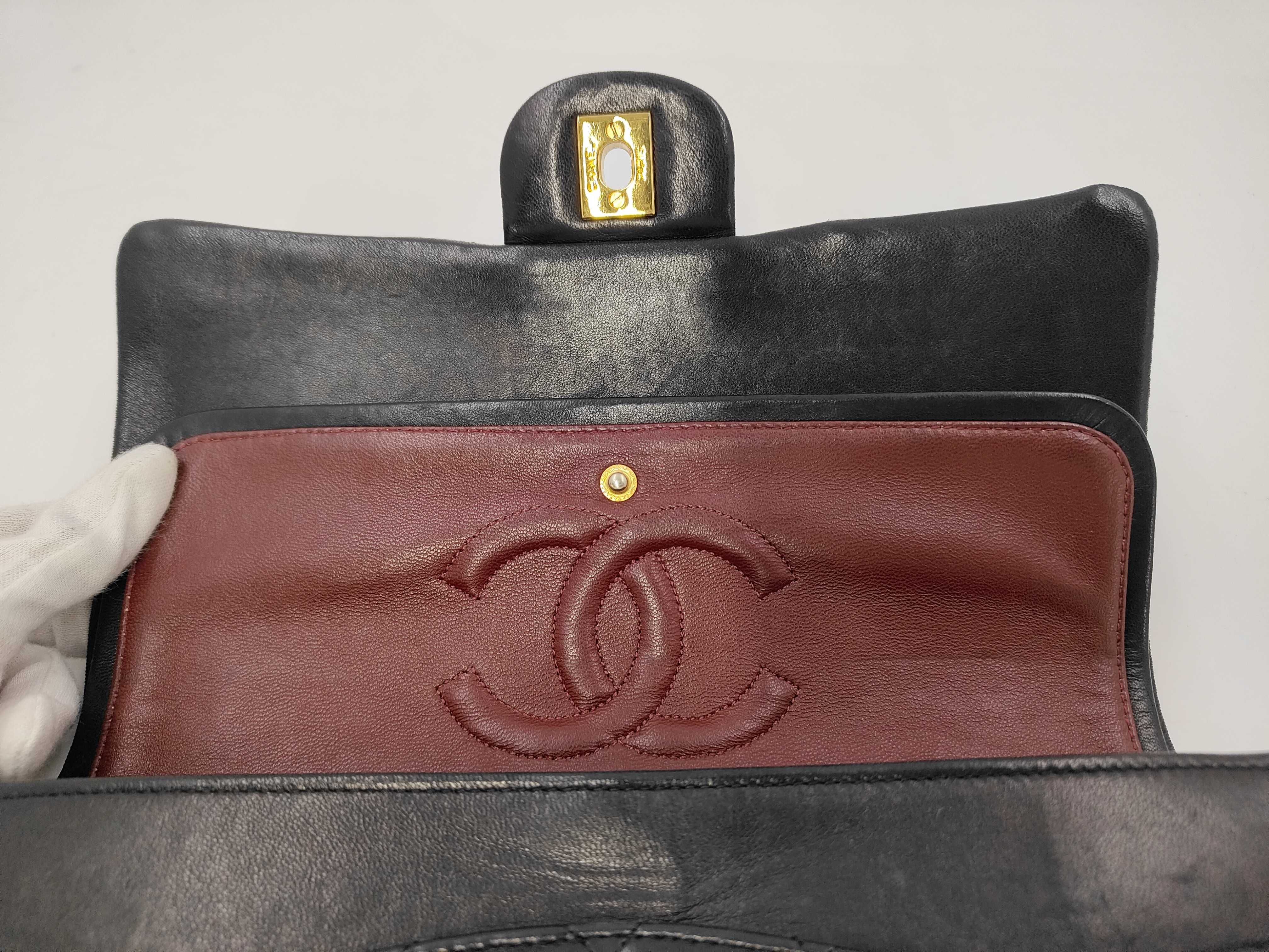 bag, Chanel Matelassé 25 lambskin double flap shoulder bag — view 11