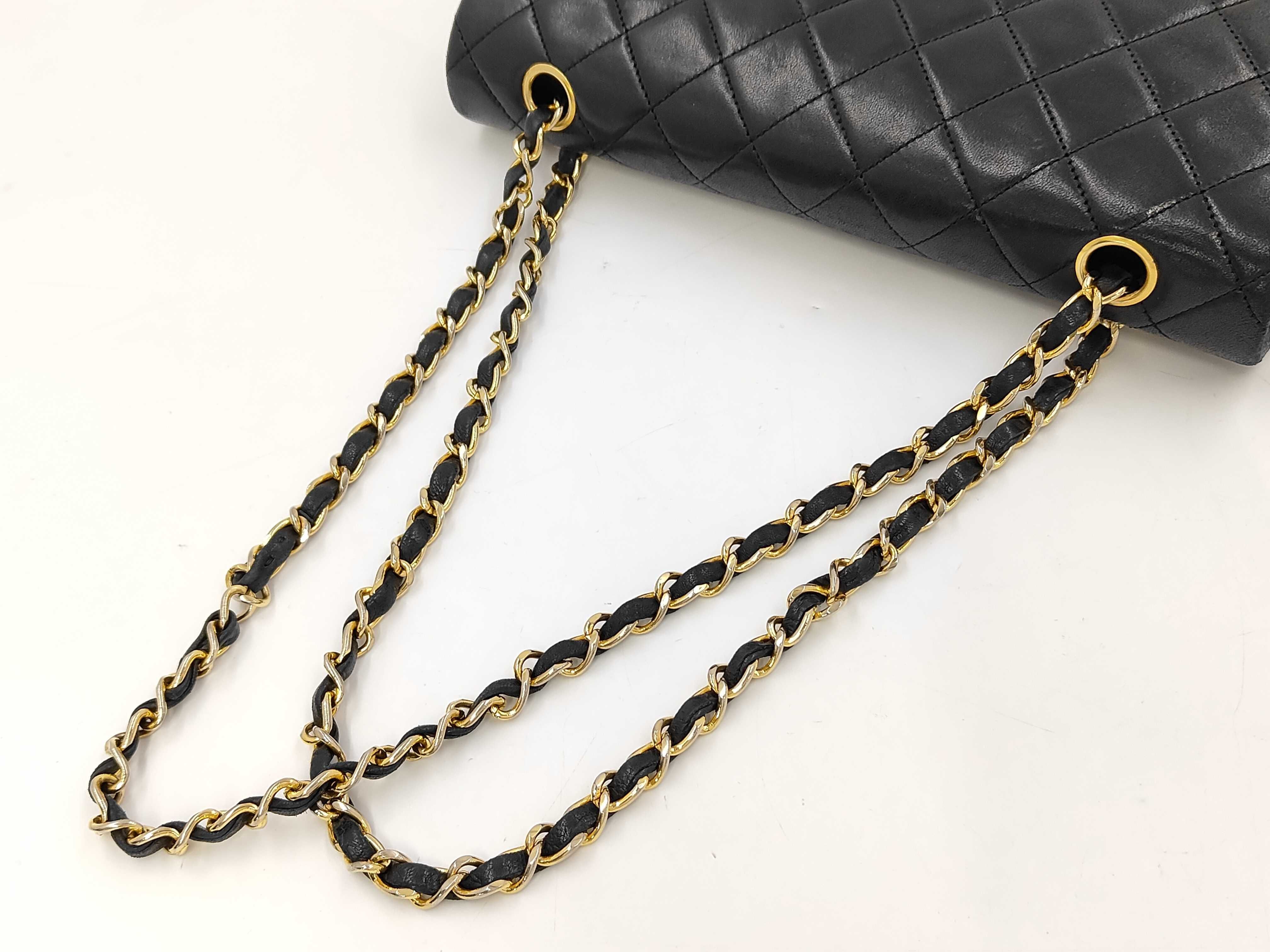 bag, Chanel Matelassé 25 lambskin double flap shoulder bag — view 3