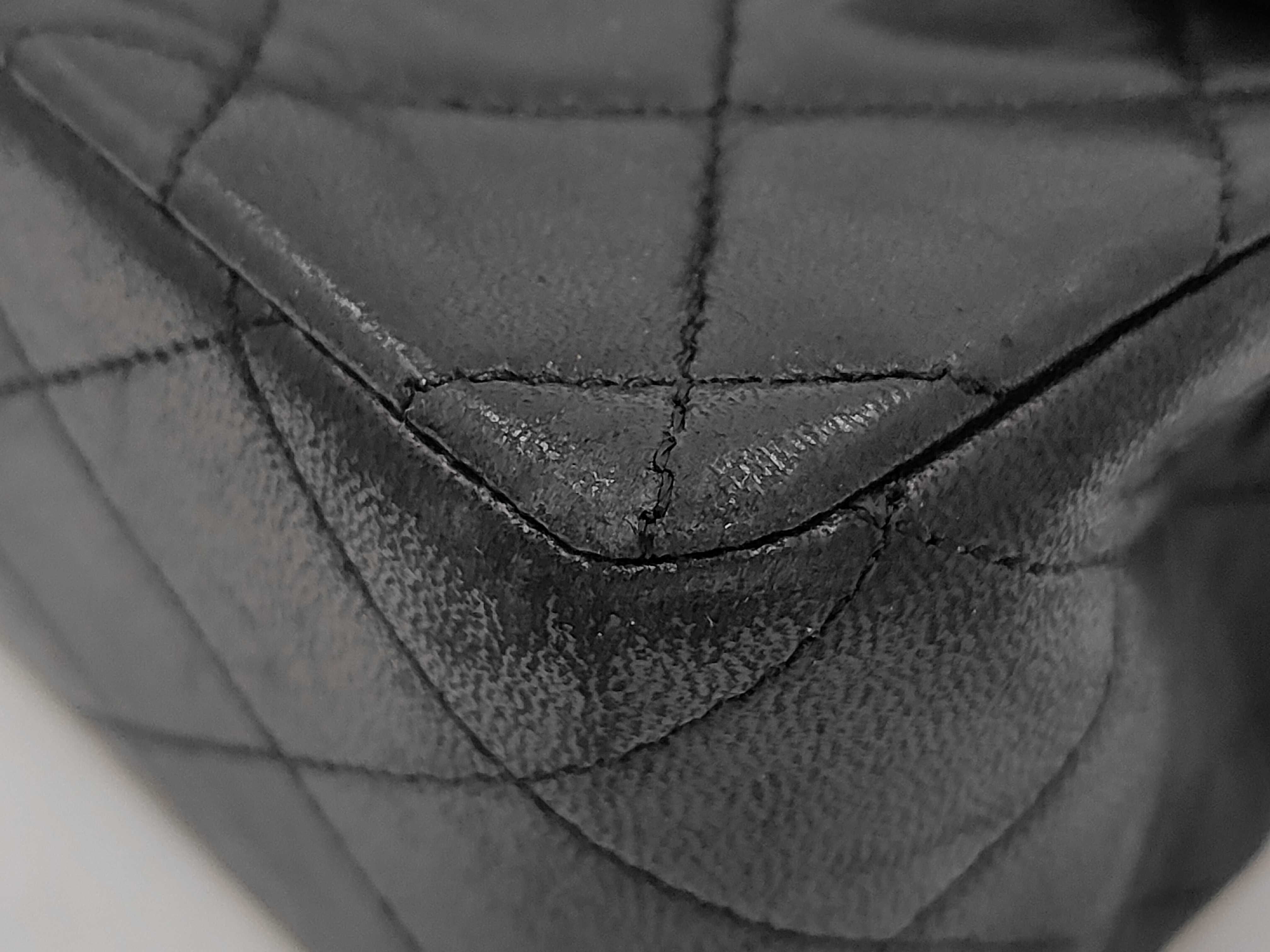 bag, Chanel Matelassé 25 lambskin double flap shoulder bag — view 7
