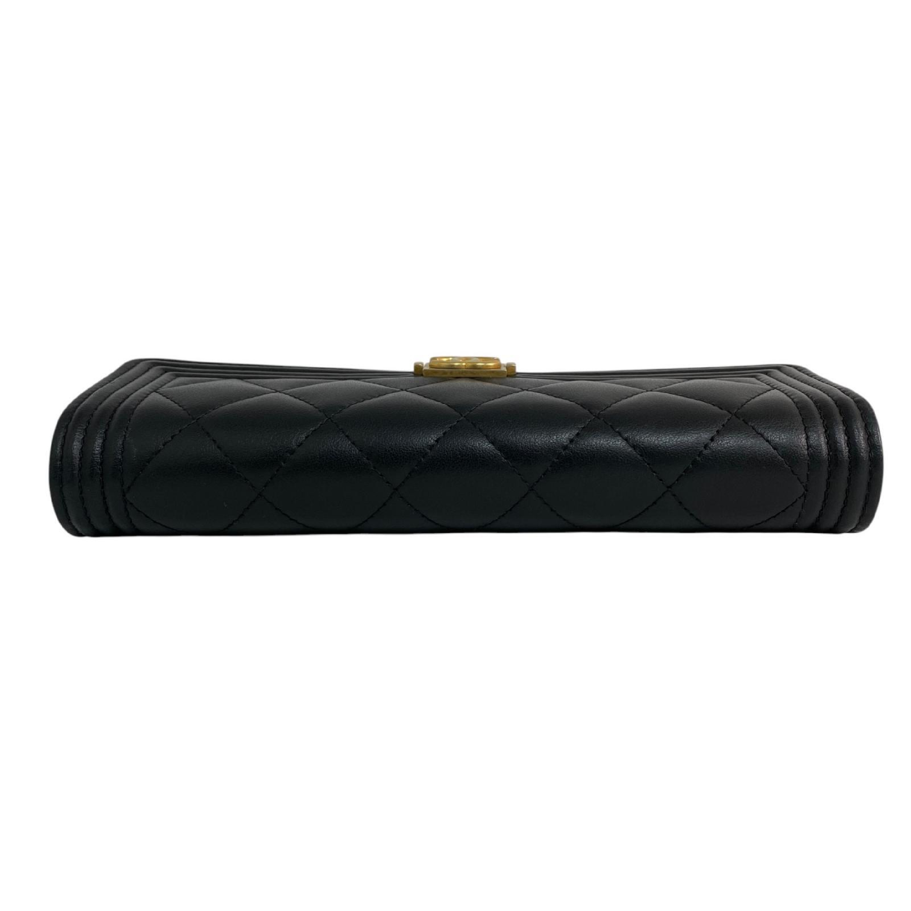 【*Shipped from: Hong Kong*】CHANEL Black Lambskin Boy No.26 Long Wallet — view 7