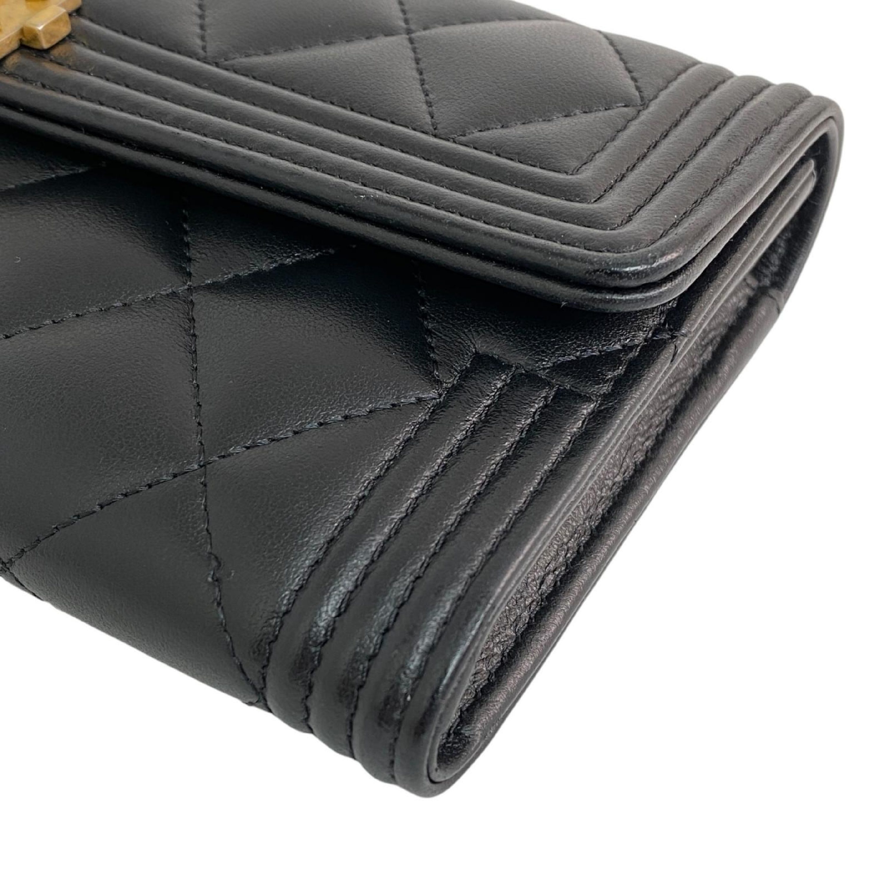 【*Shipped from: Hong Kong*】CHANEL Black Lambskin Boy No.26 Long Wallet — view 8