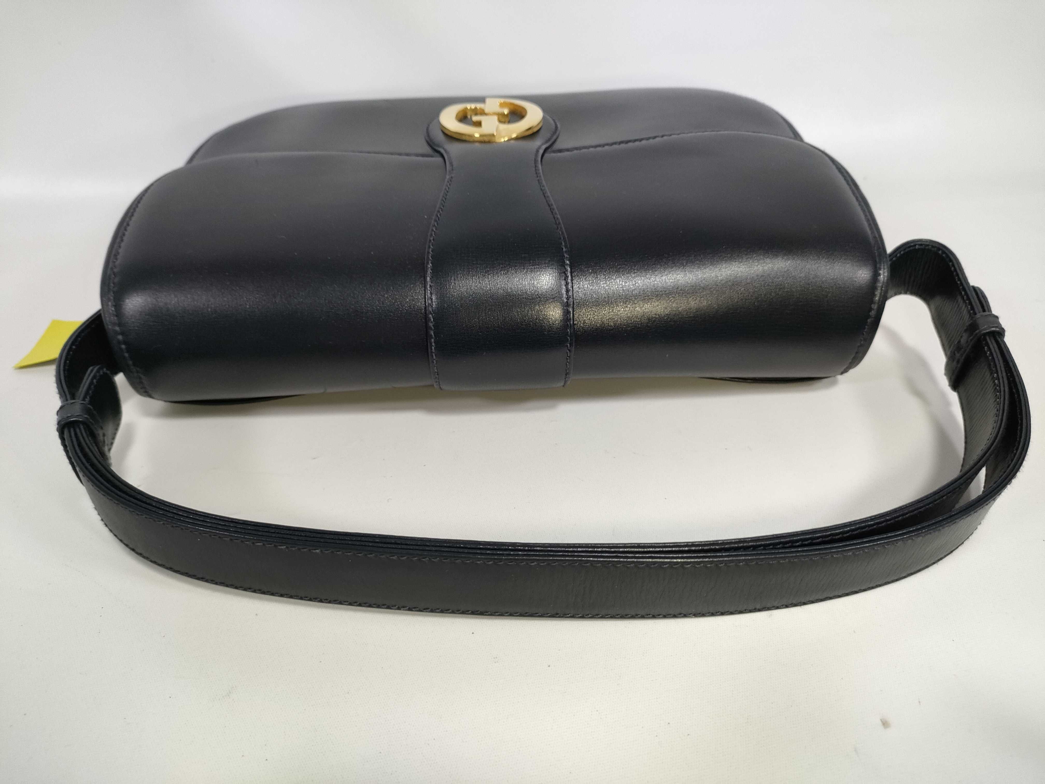Old Gucci GG Hardware Leather One Shoulder Bag — view 3