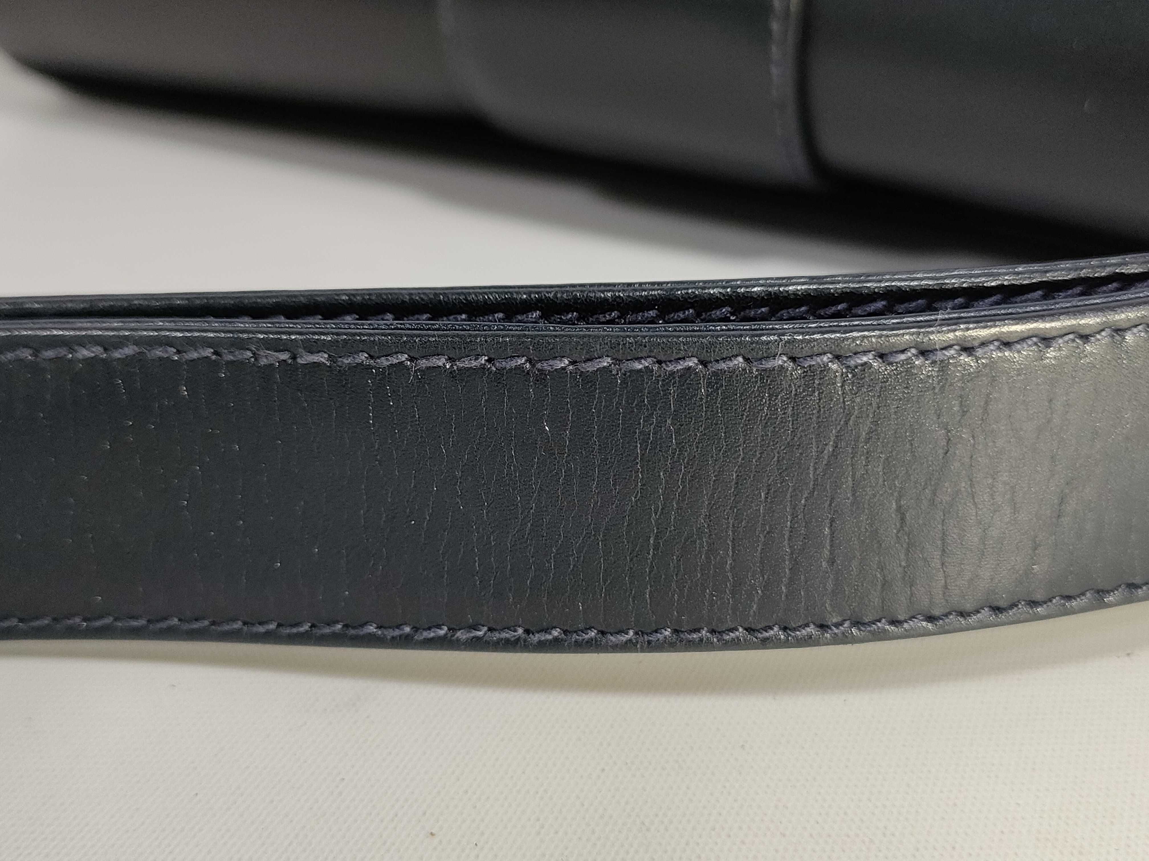 Old Gucci GG Hardware Leather One Shoulder Bag — view 4