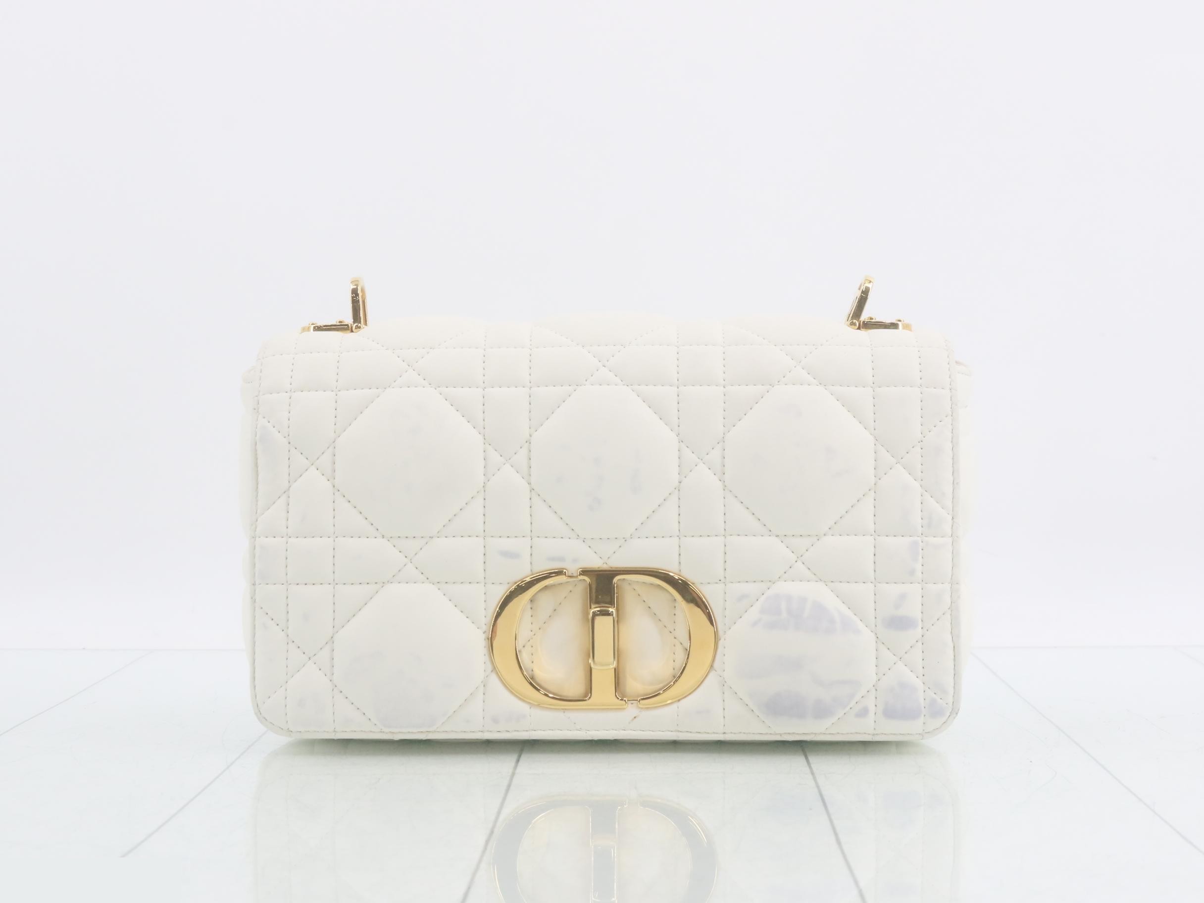 Caro Medium Shoulder Bag