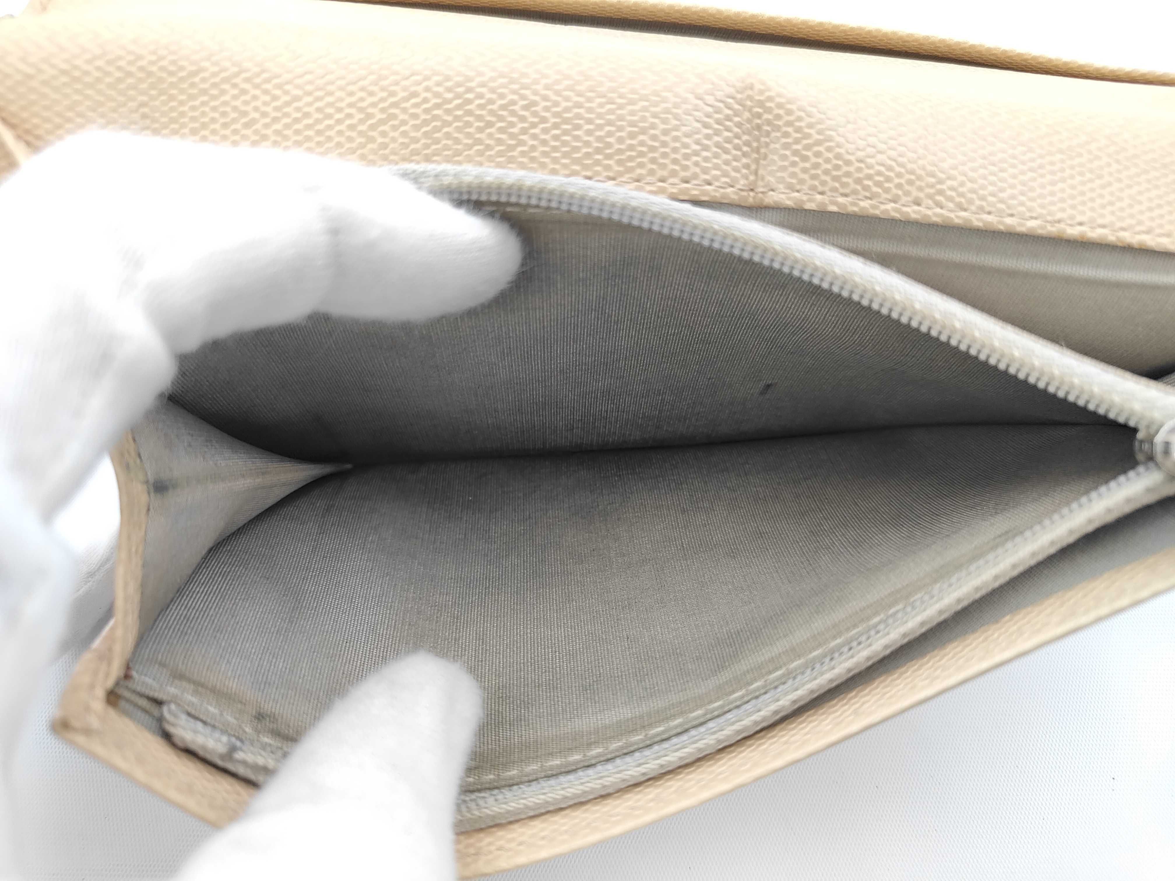 Long Wallet, Beige, with seal, serial number in the 14 range. — view 5