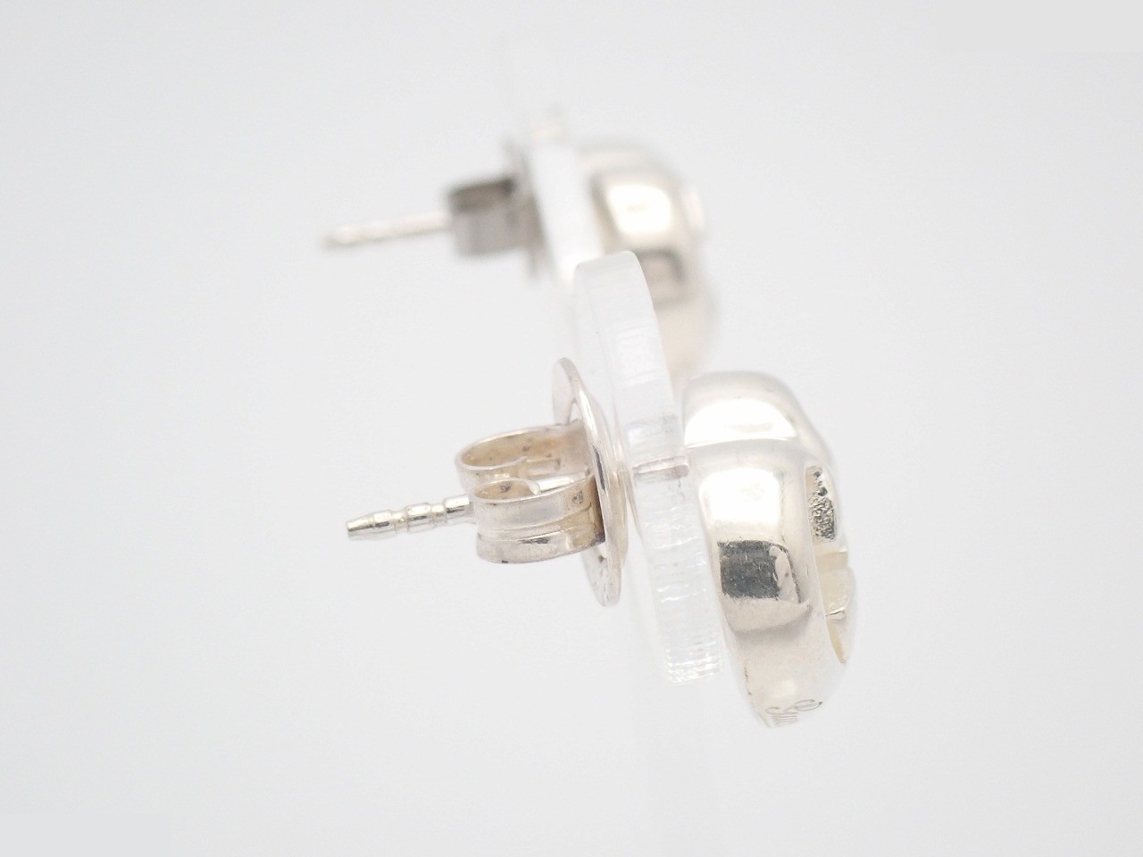 Interlocking G Heart Earrings, 5.0g — view 3