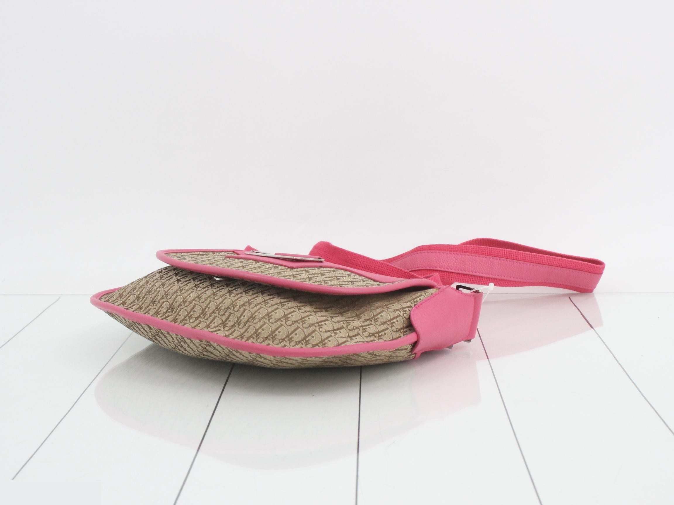 Trotter (bag) - Shoulder bag - Street Chic — view 6