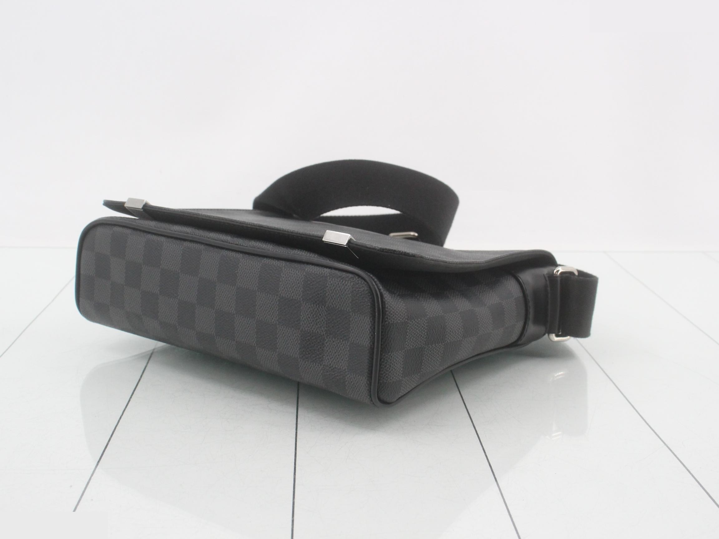 Damier Graphite District PM NM Shoulder Bag — view 6