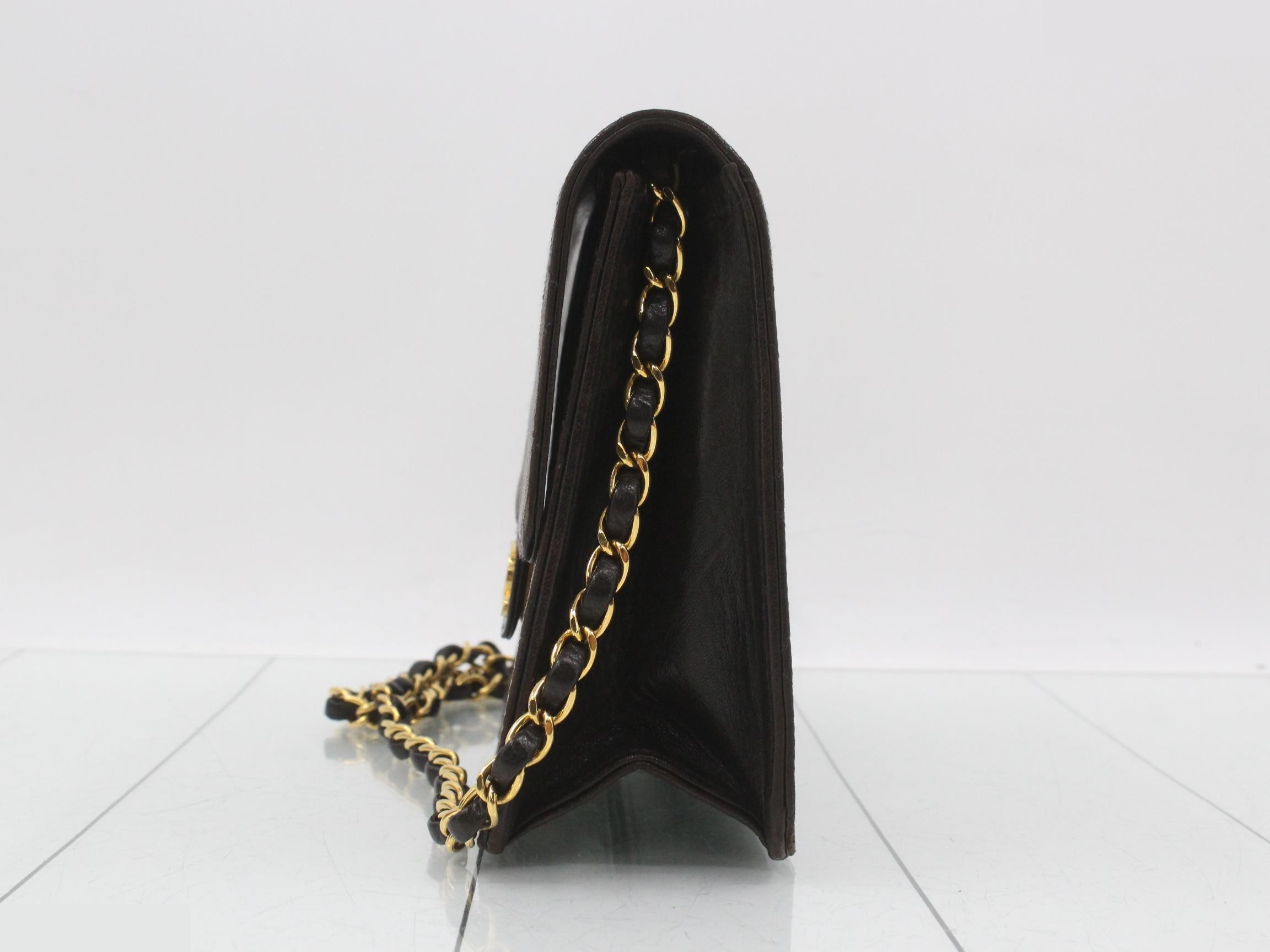 Matelassé (Bag) Push-Lock Chain Shoulder — view 3