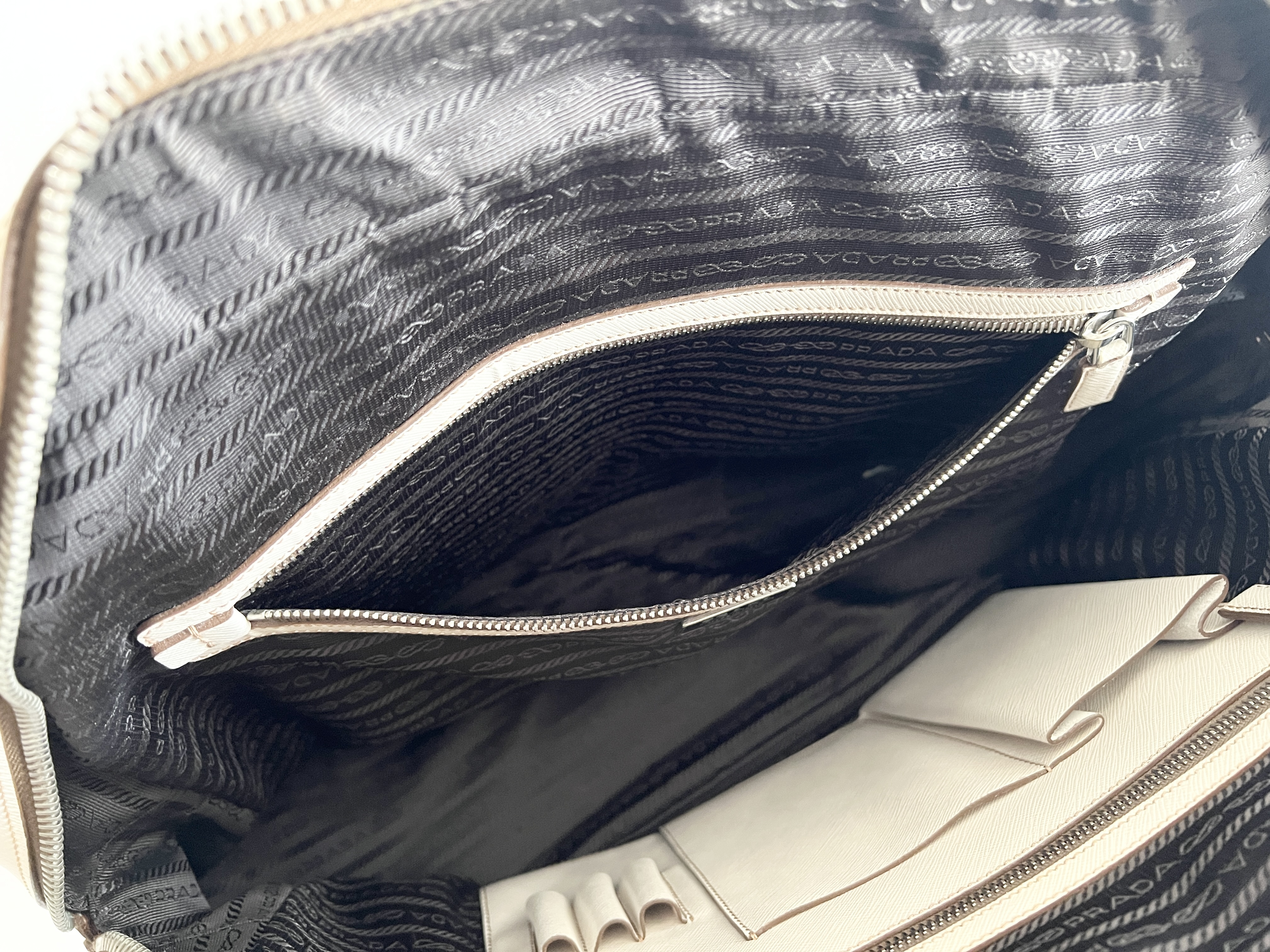 Triangle Logo Saffiano Leather Business Bag Briefcase Handbag Boston Bag — view 9