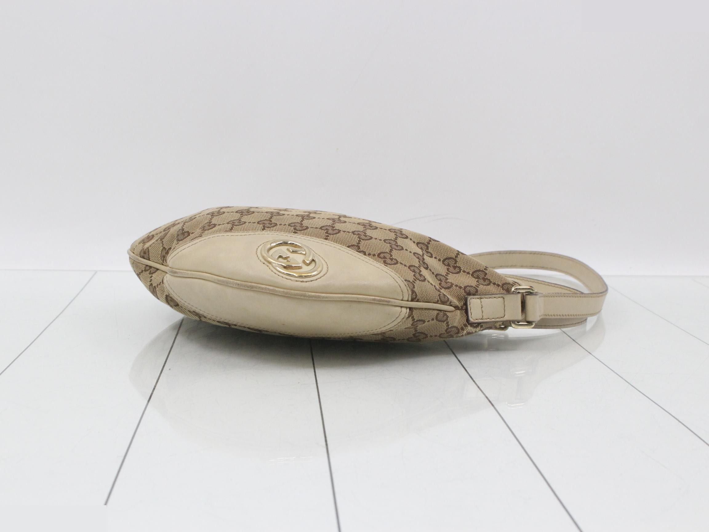 GG Canvas Shoulder Bag 169998 — view 6