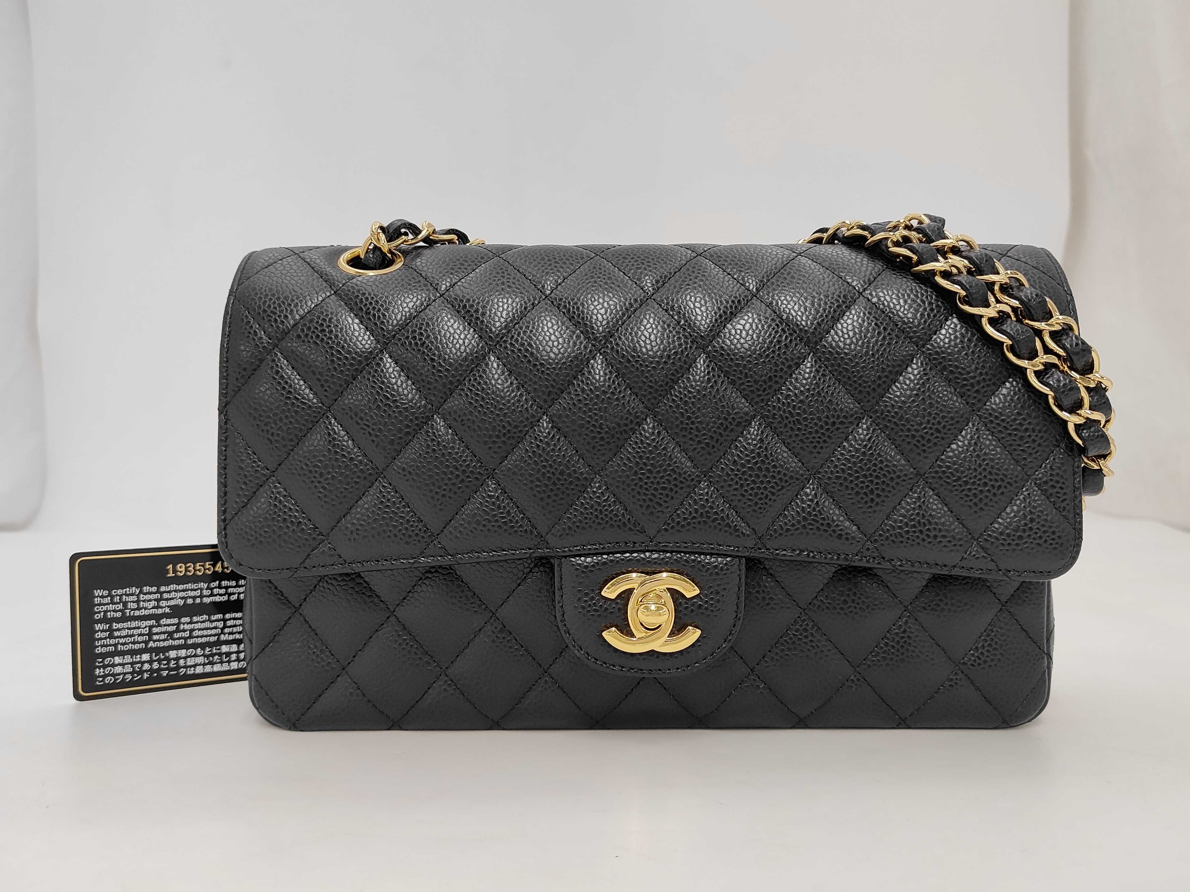 Matelassé 25 Caviar Double Flap Double Chain Shoulder Bag