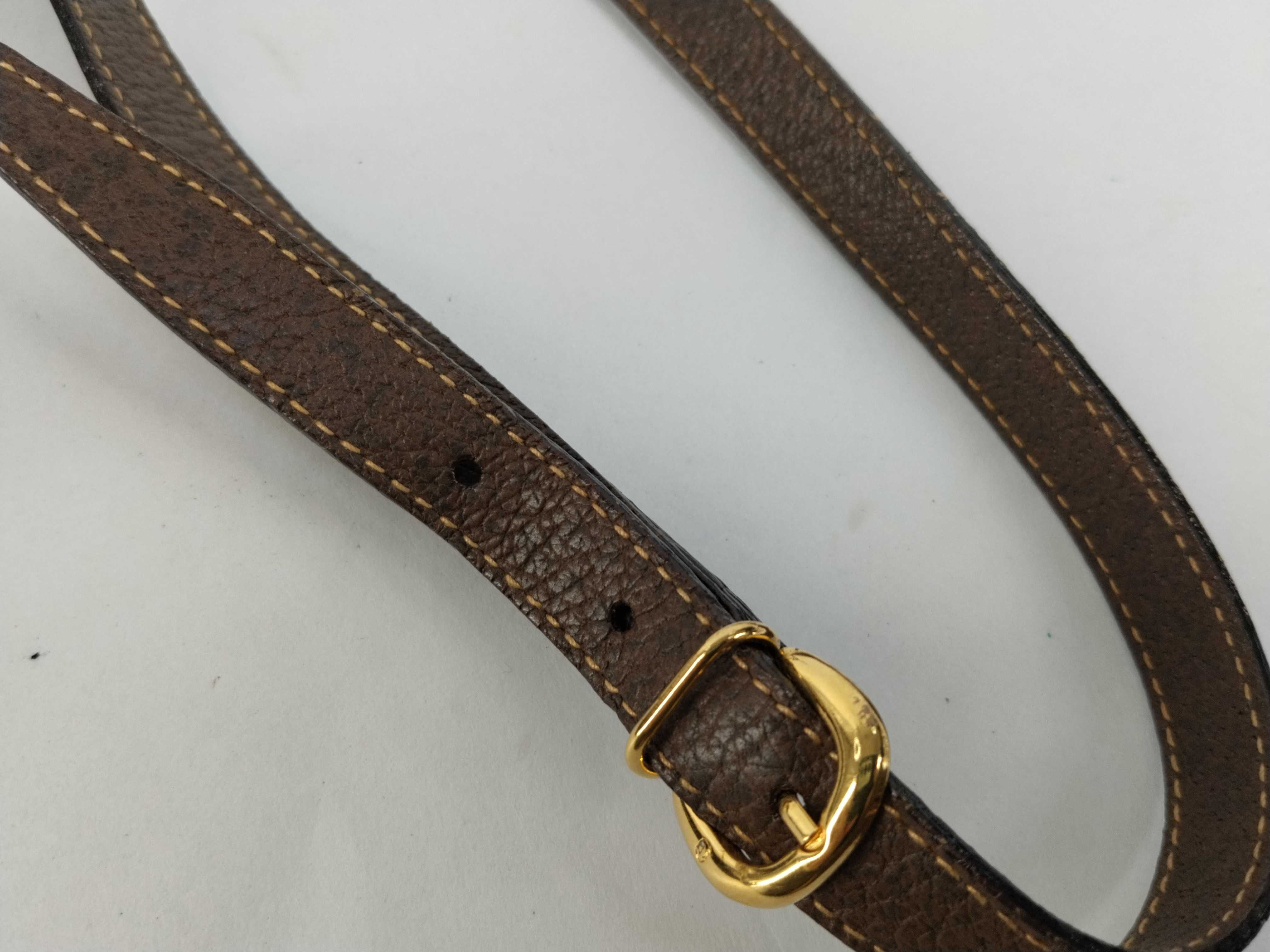 GG Supreme Gucci 001 116 091 GG Supreme Sherry Shoulder Bag PVC Leather Beige Shoulder Bag — view 4