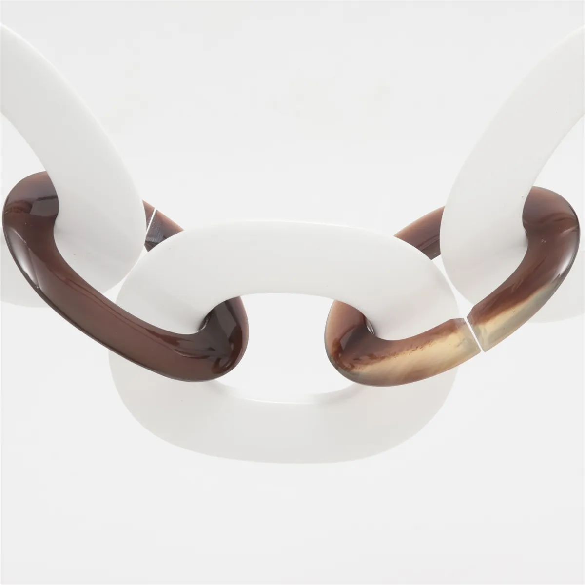 Caramba Necklace Buffalo Horn x Lacquerwood Brown x White Thread — view 3