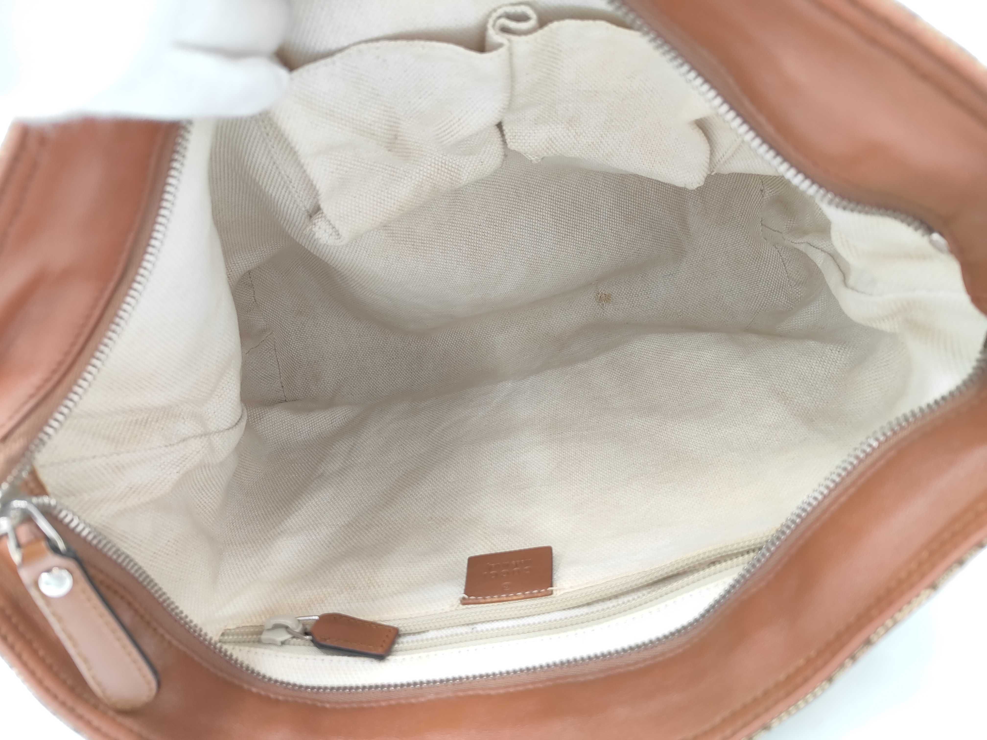 GG Canvas Web Crossbody Messenger Bag (Shoulder Bag) — view 6