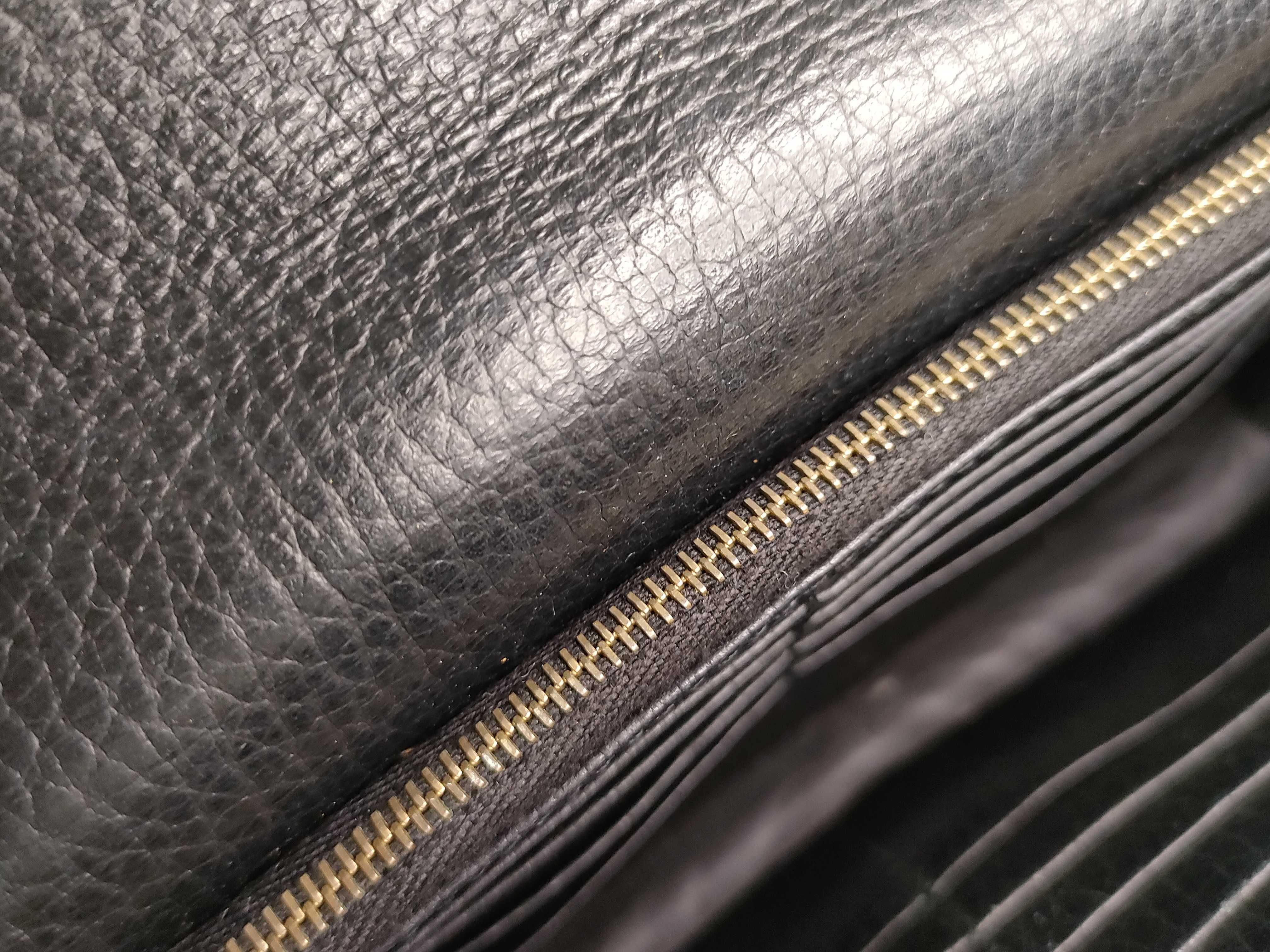 Interlocking G Chain Wallet Shoulder Bag — view 11