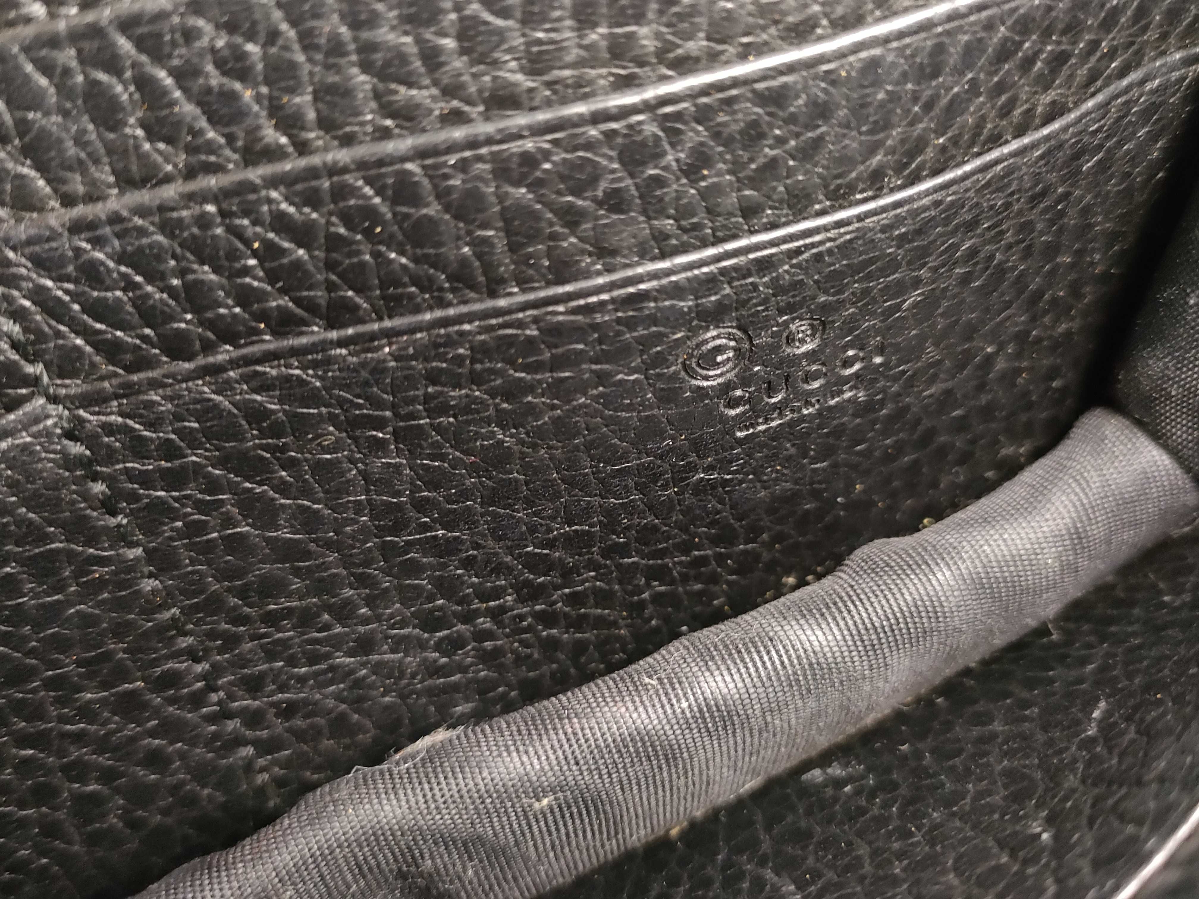 Interlocking G Chain Wallet Shoulder Bag — view 13