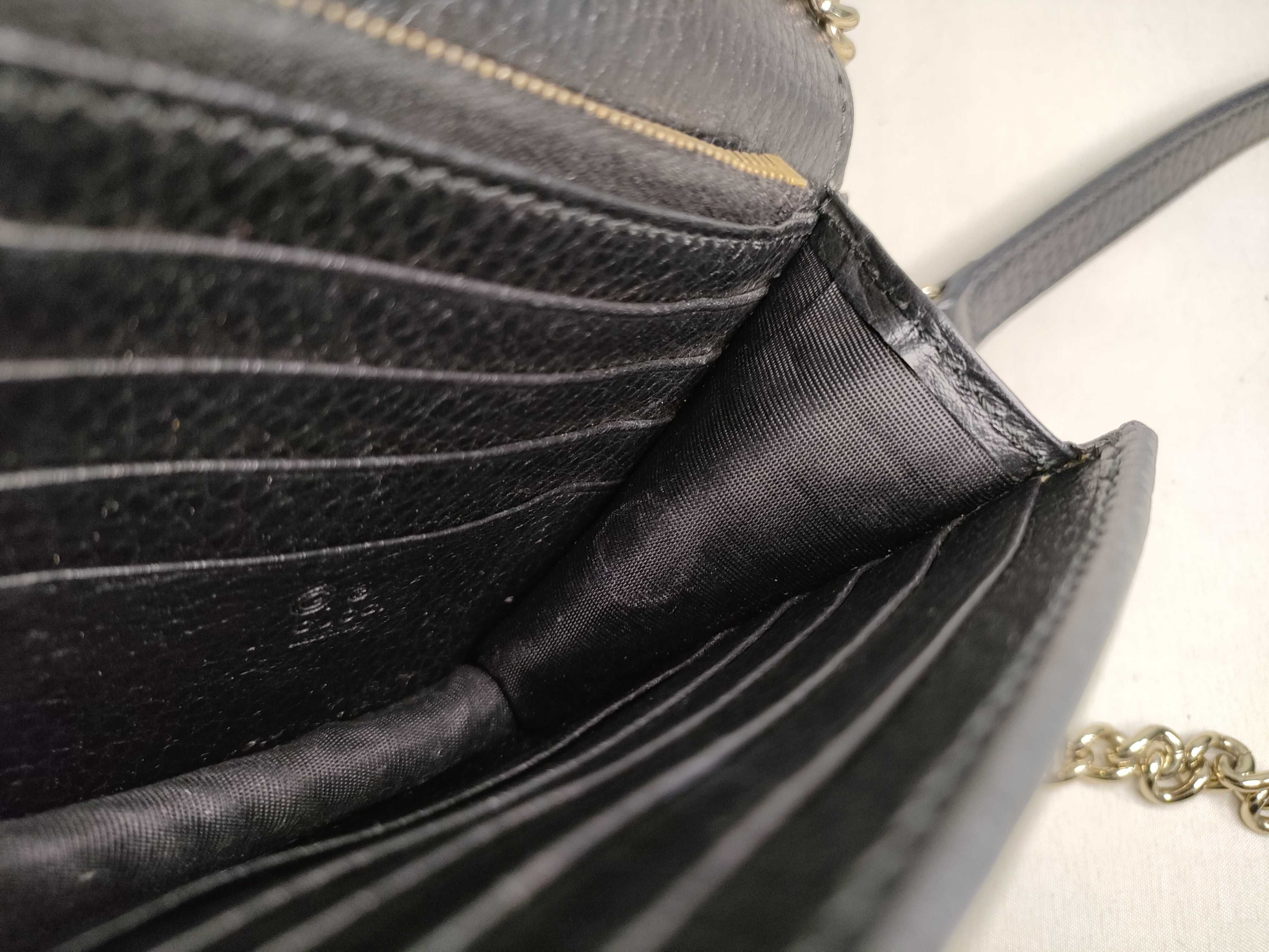 Interlocking G Chain Wallet Shoulder Bag — view 9