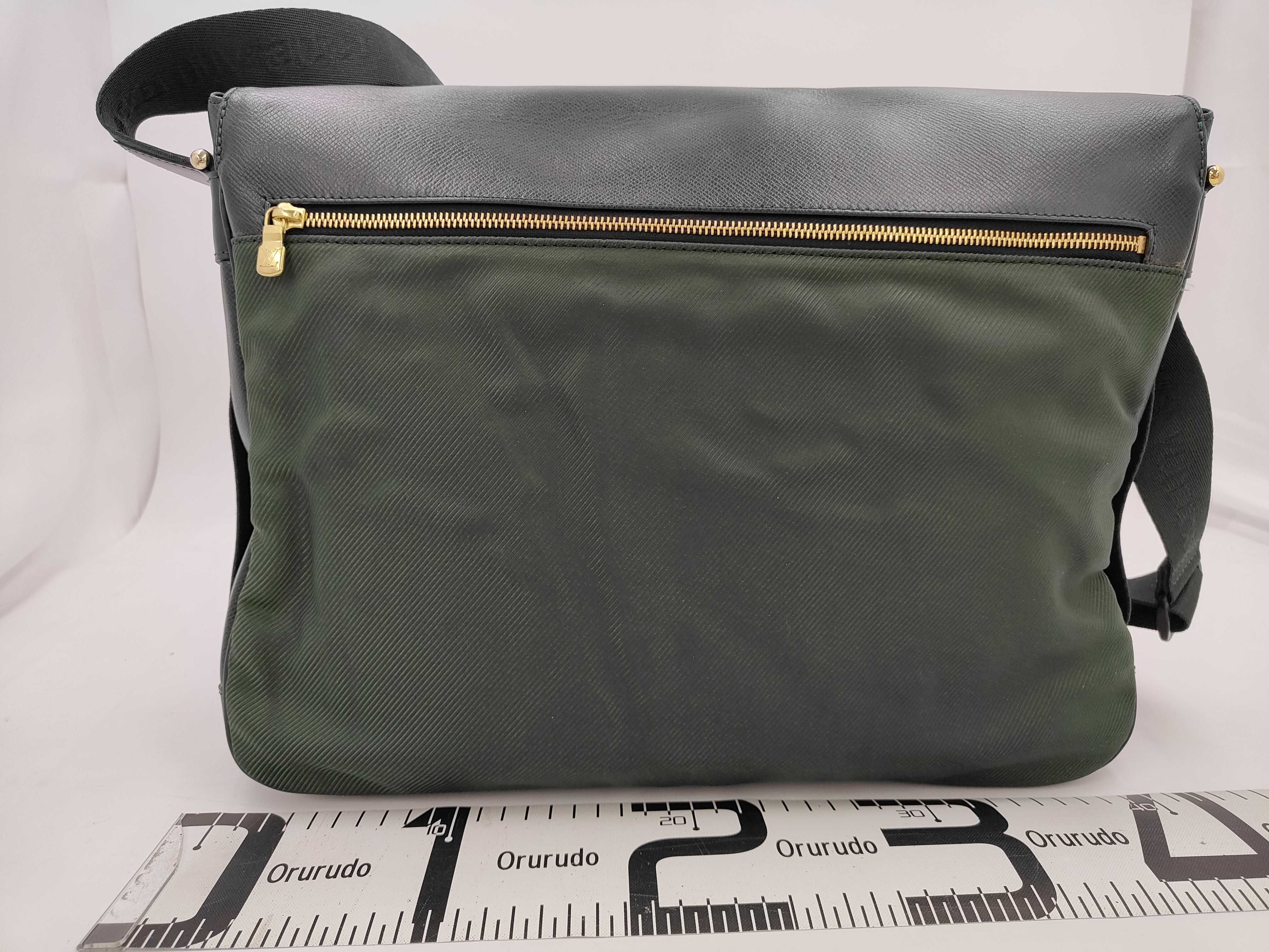 Taiga M30164 Delsu Shoulder Bag — view 2