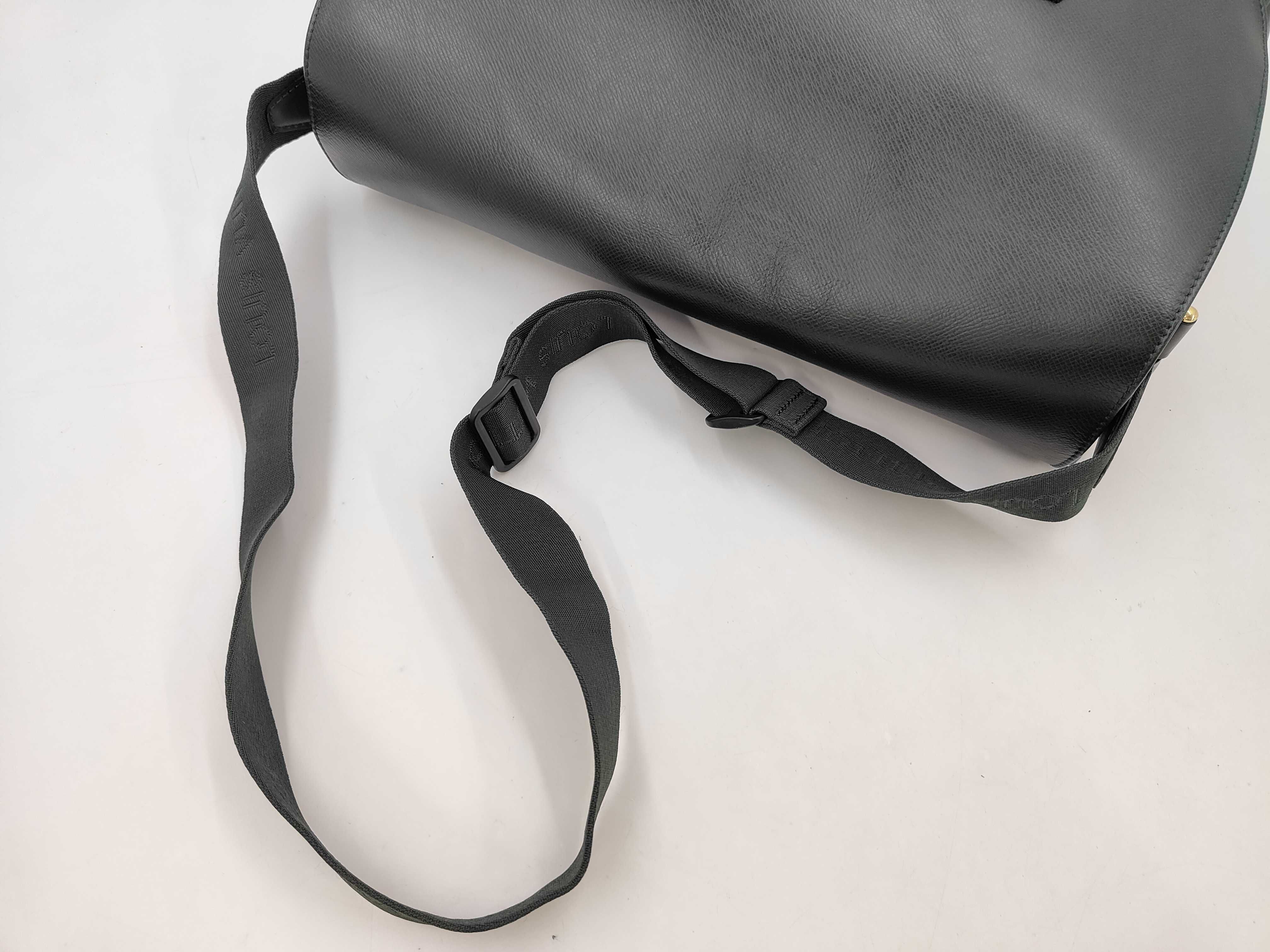 Taiga M30164 Delsu Shoulder Bag — view 5