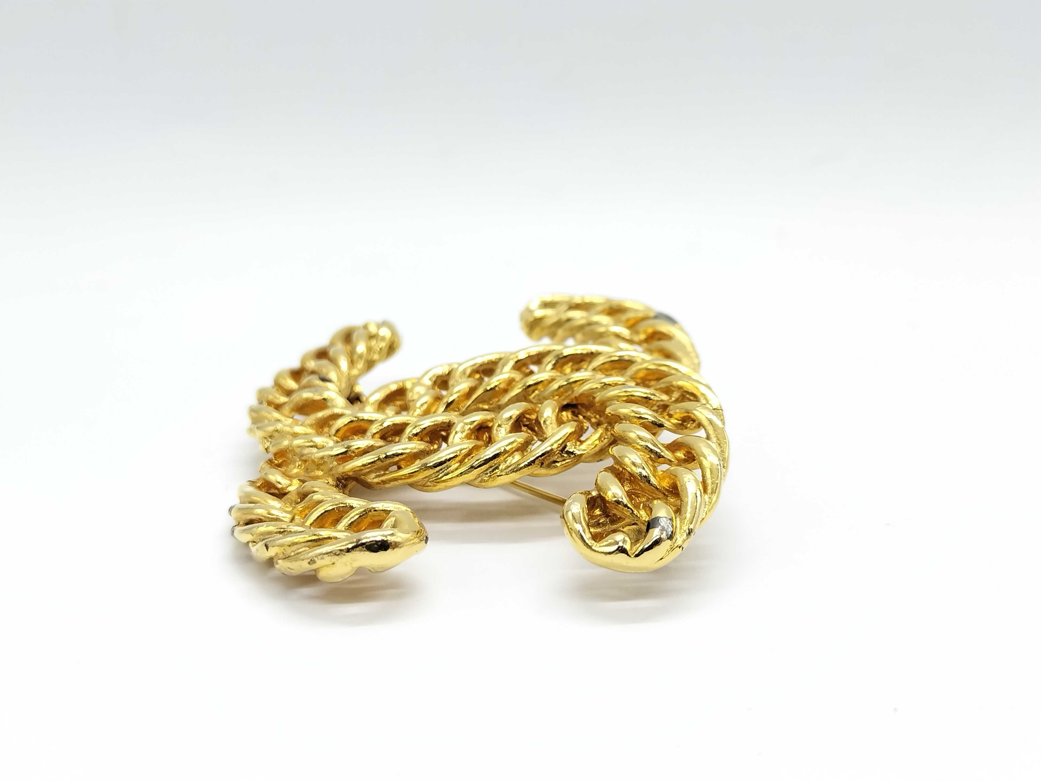 1107 Large Coco Brooch — view 2