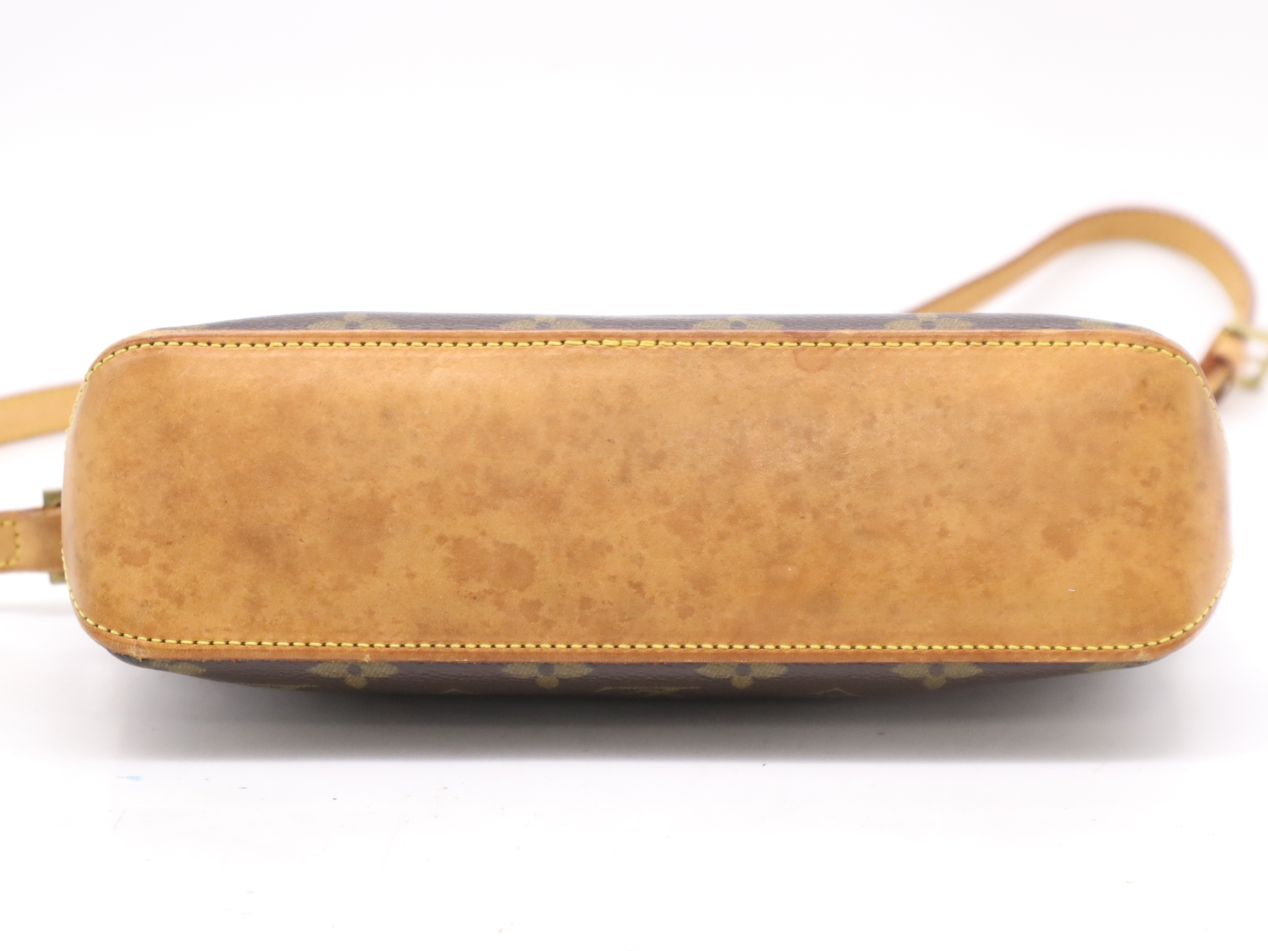 M51240 Monogram Trotter Shoulder Bag — view 4