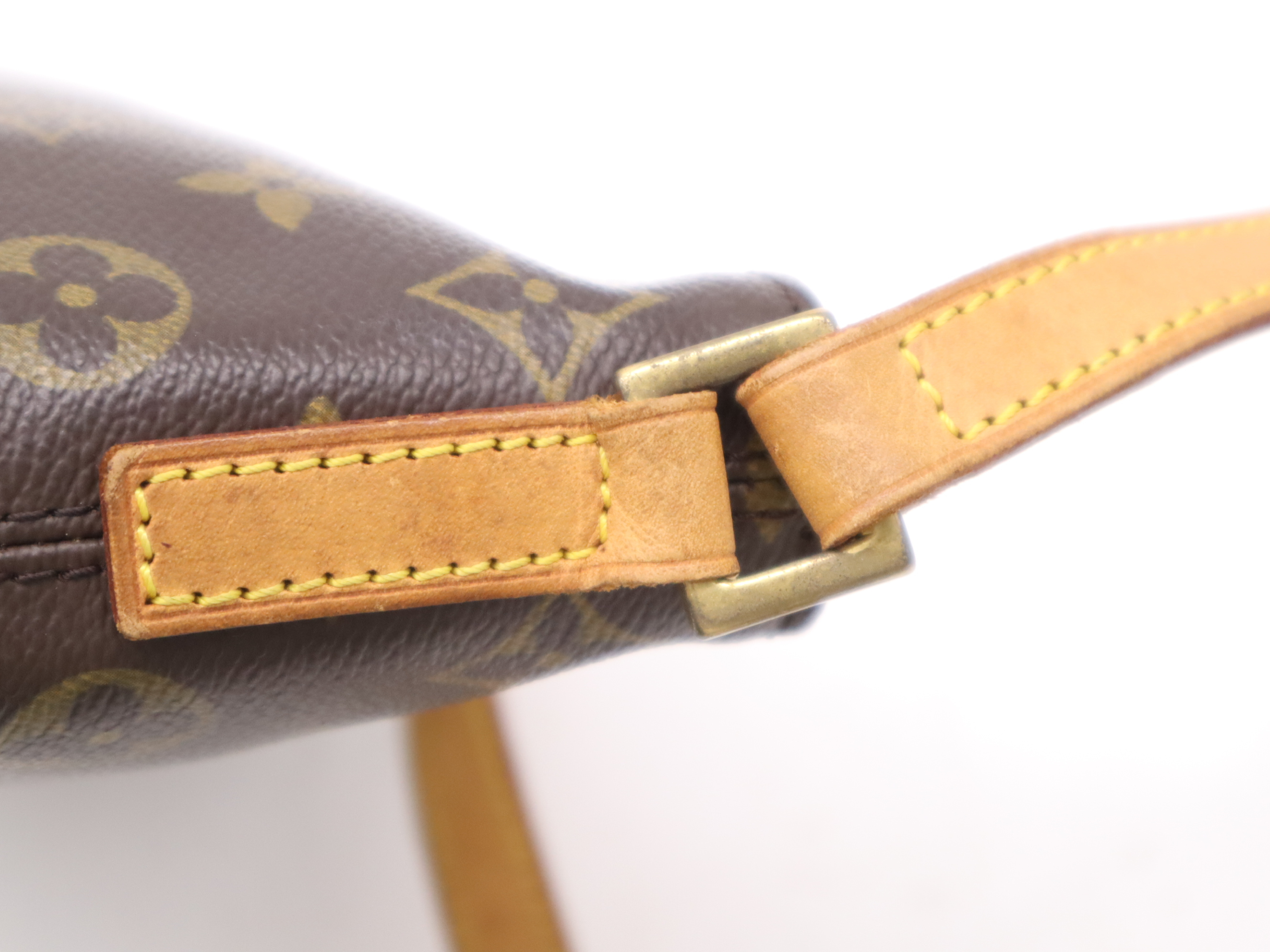 M51240 Monogram Trotter Shoulder Bag — view 7